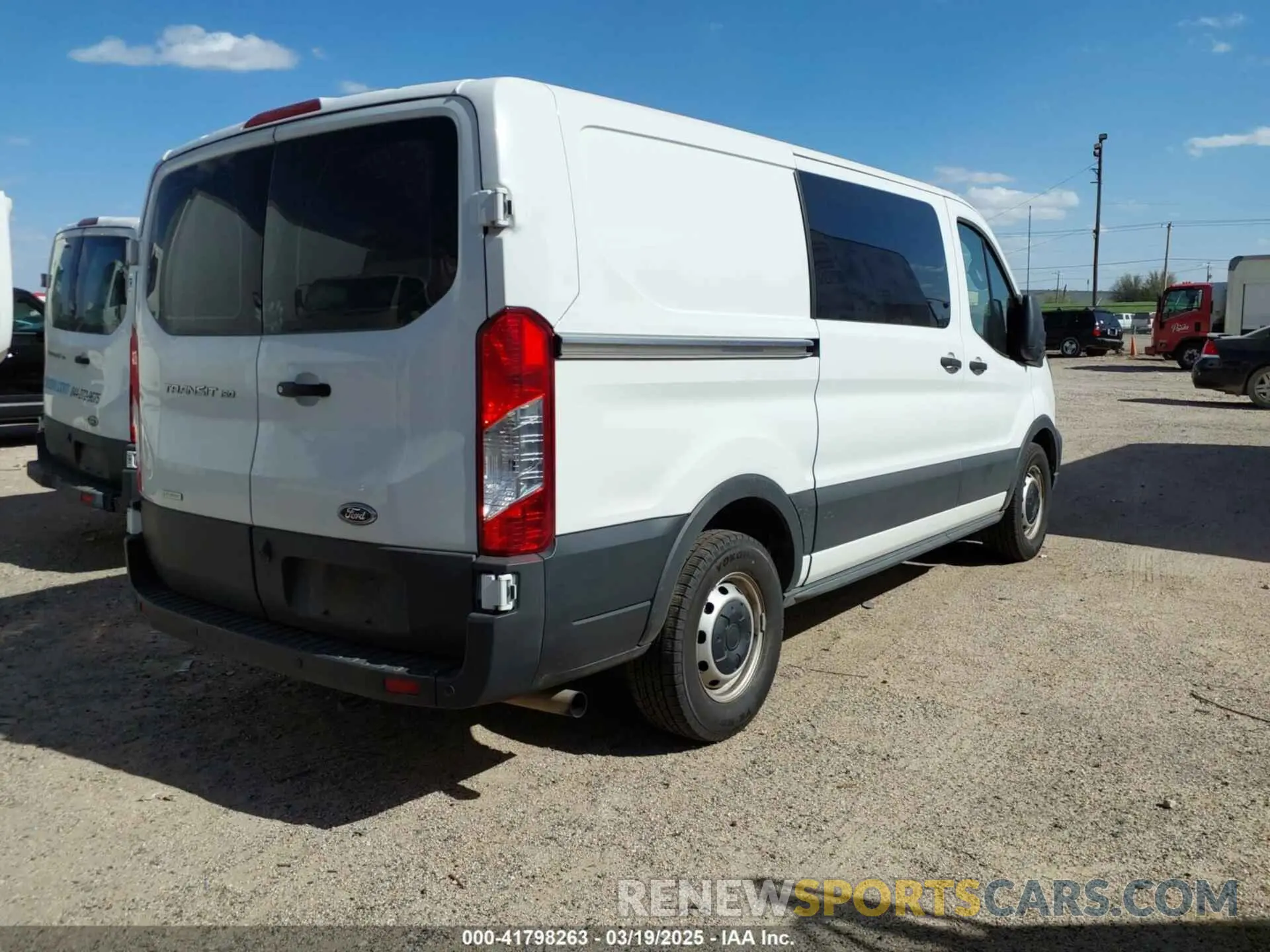 4 fotografías del automóvil dañado 1FTYE1YG7LKB68822 FORD TRANSIT-150 2020
