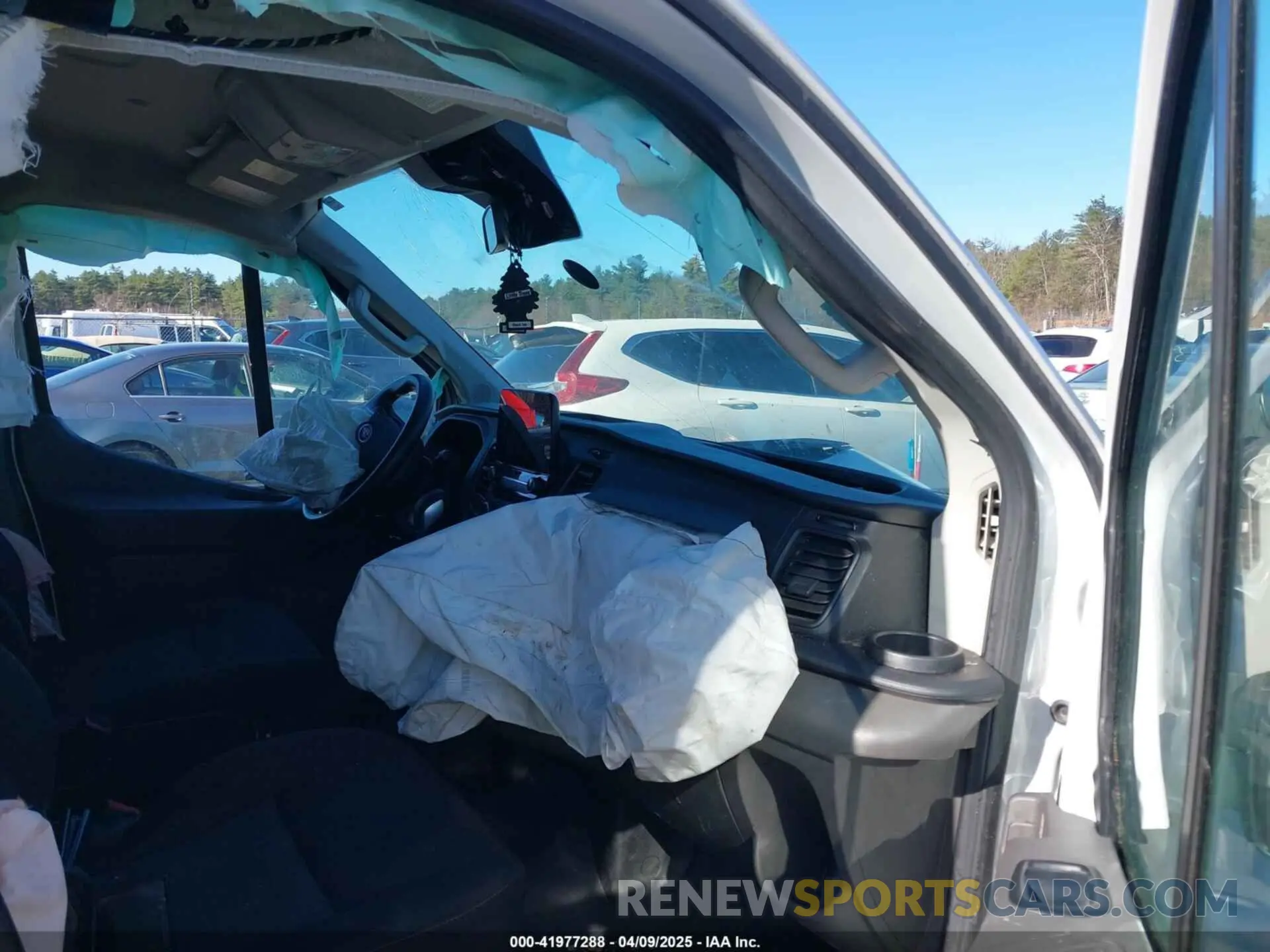 5 fotografías del automóvil dañado 1FTYE1Y80MKA07416 FORD TRANSIT-150 2021