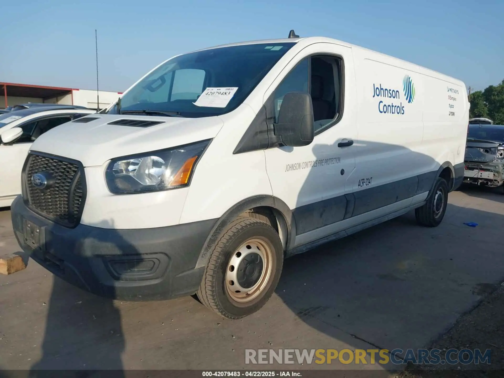 2 fotografías del automóvil dañado 1FTYE1Y83MKA75144 FORD TRANSIT-150 2021