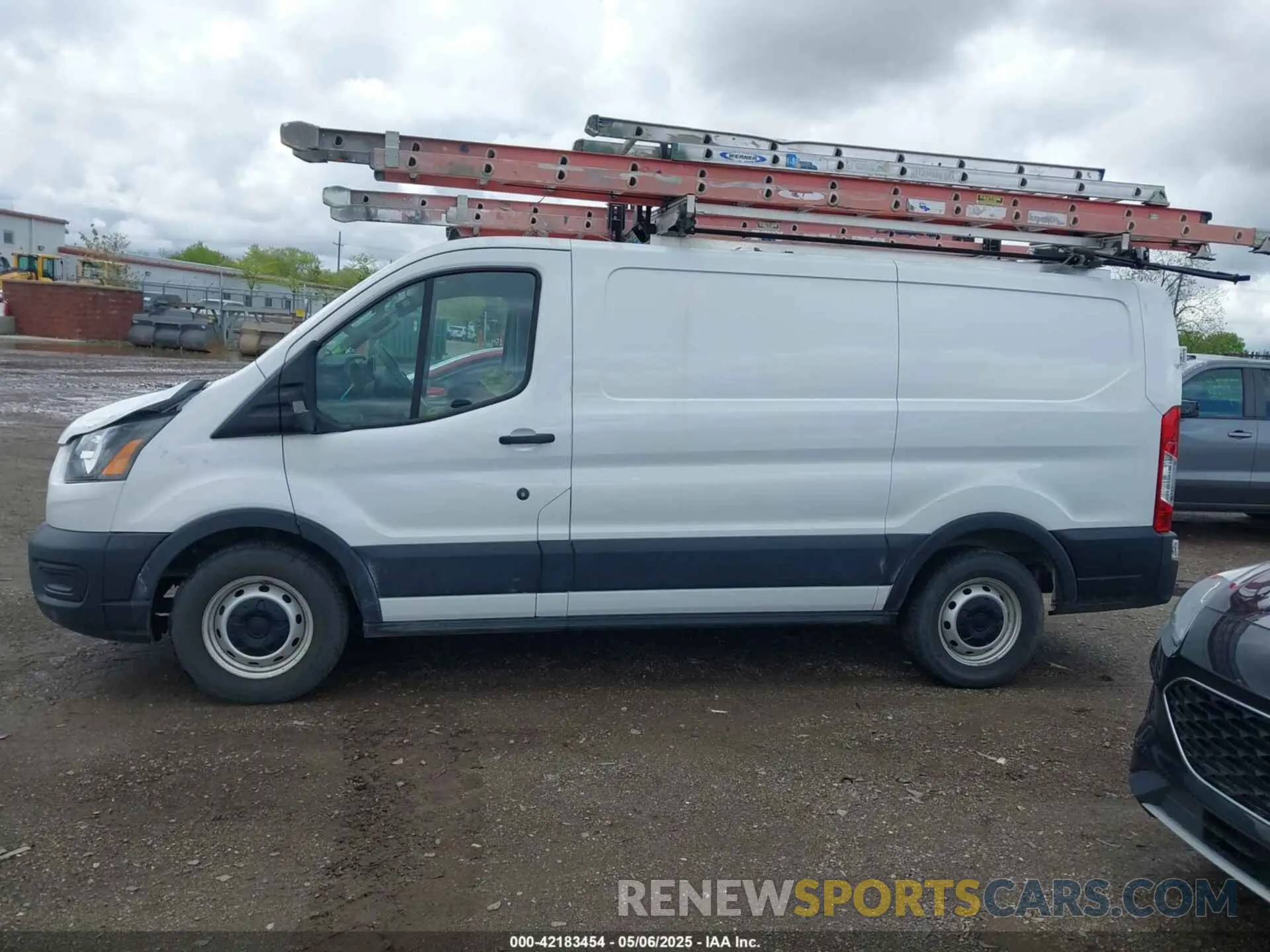 14 fotografías del automóvil dañado 1FTYE1Y86MKA71783 FORD TRANSIT-150 2021
