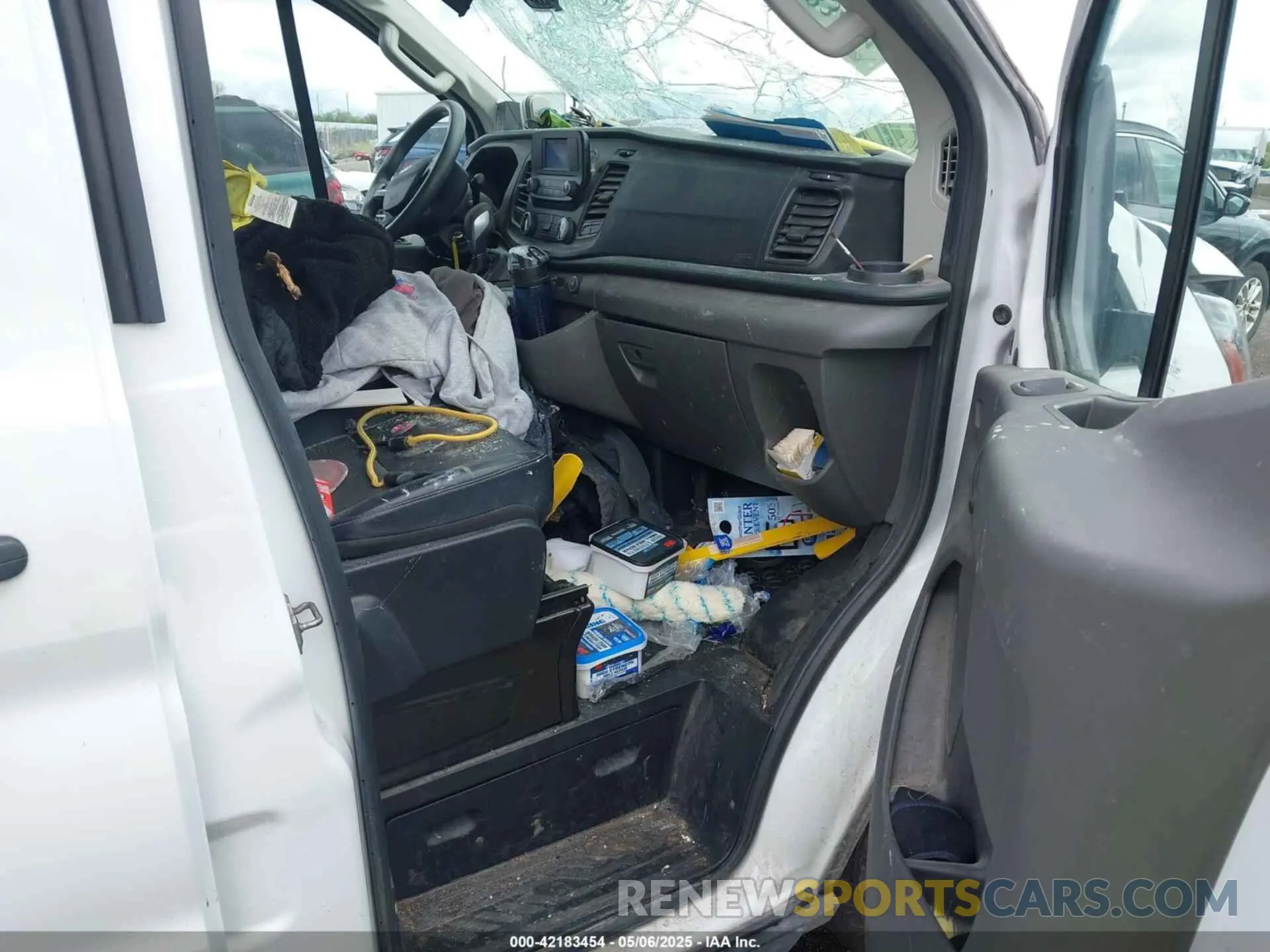 5 fotografías del automóvil dañado 1FTYE1Y86MKA71783 FORD TRANSIT-150 2021
