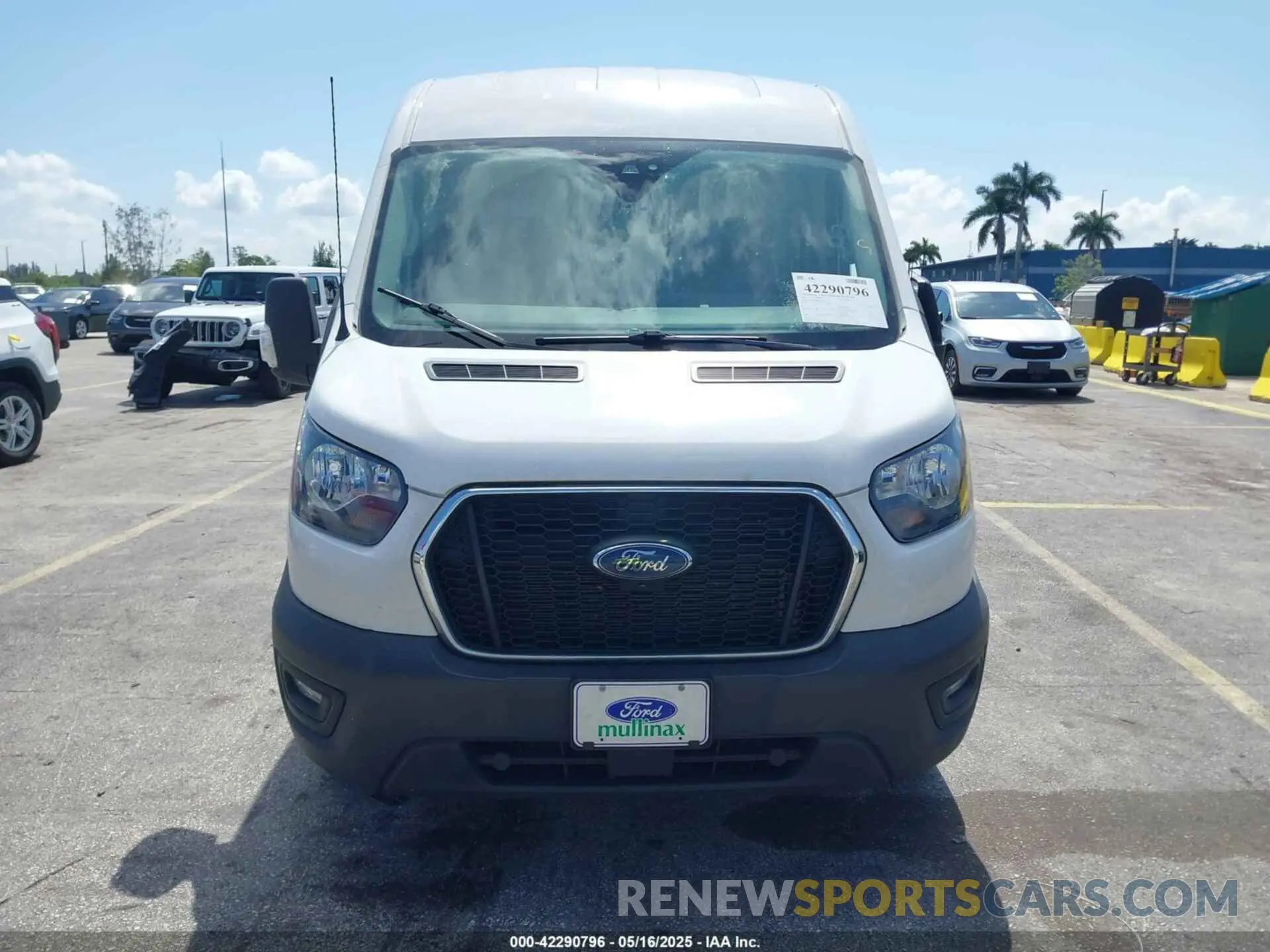 12 fotografías del automóvil dañado 1FTYE1C86PKA17525 FORD TRANSIT-150 2023