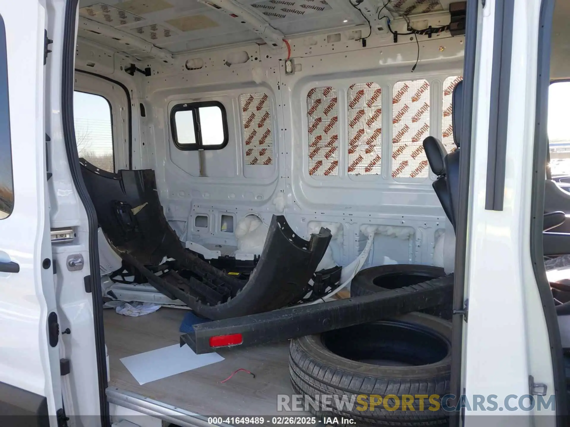 8 fotografías del automóvil dañado 1FTYE2C84PKB90935 FORD TRANSIT-150 2023