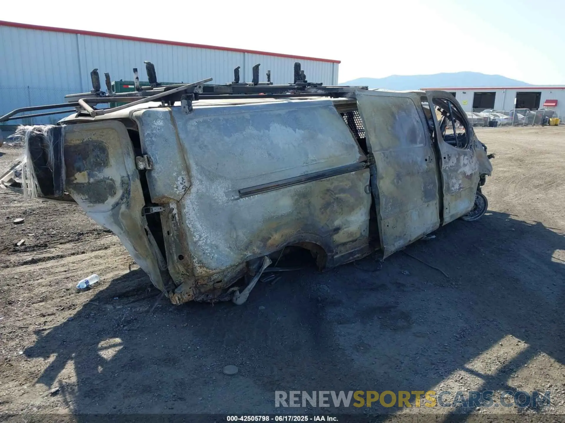 4 fotografías del automóvil dañado 1FTYE2Y80PKA16580 FORD TRANSIT-150 2023