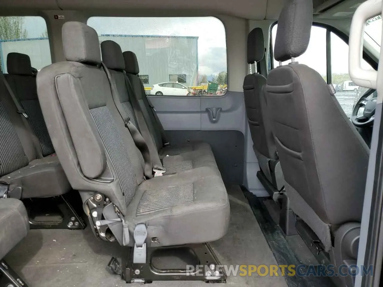 11 fotografías del automóvil dañado 1FBAX2CG1KKA76486 FORD TRANSIT 2019