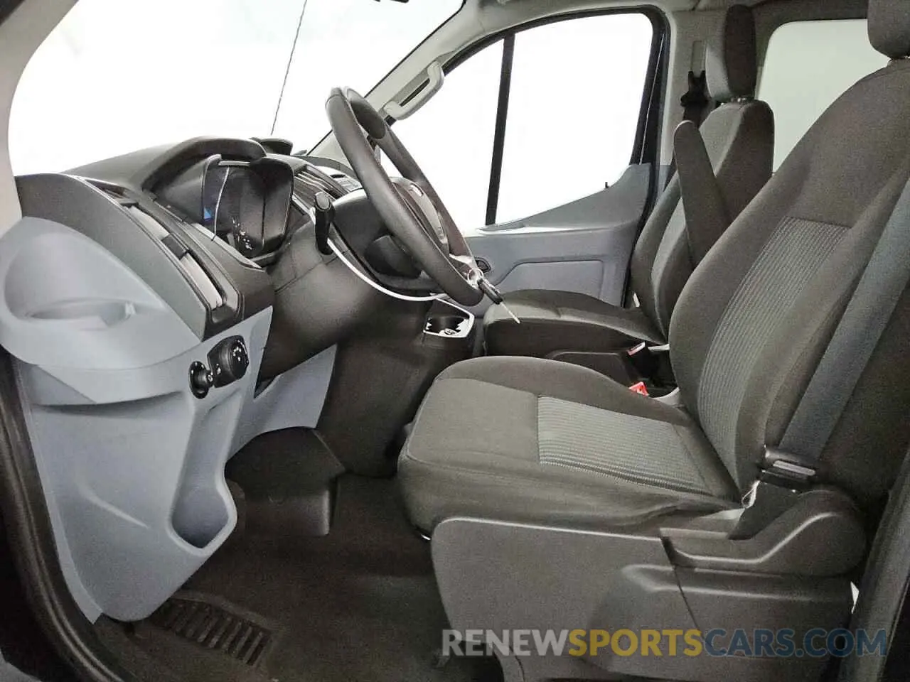 7 fotografías del automóvil dañado 1FBZX2YG1KKA76533 FORD TRANSIT 2019