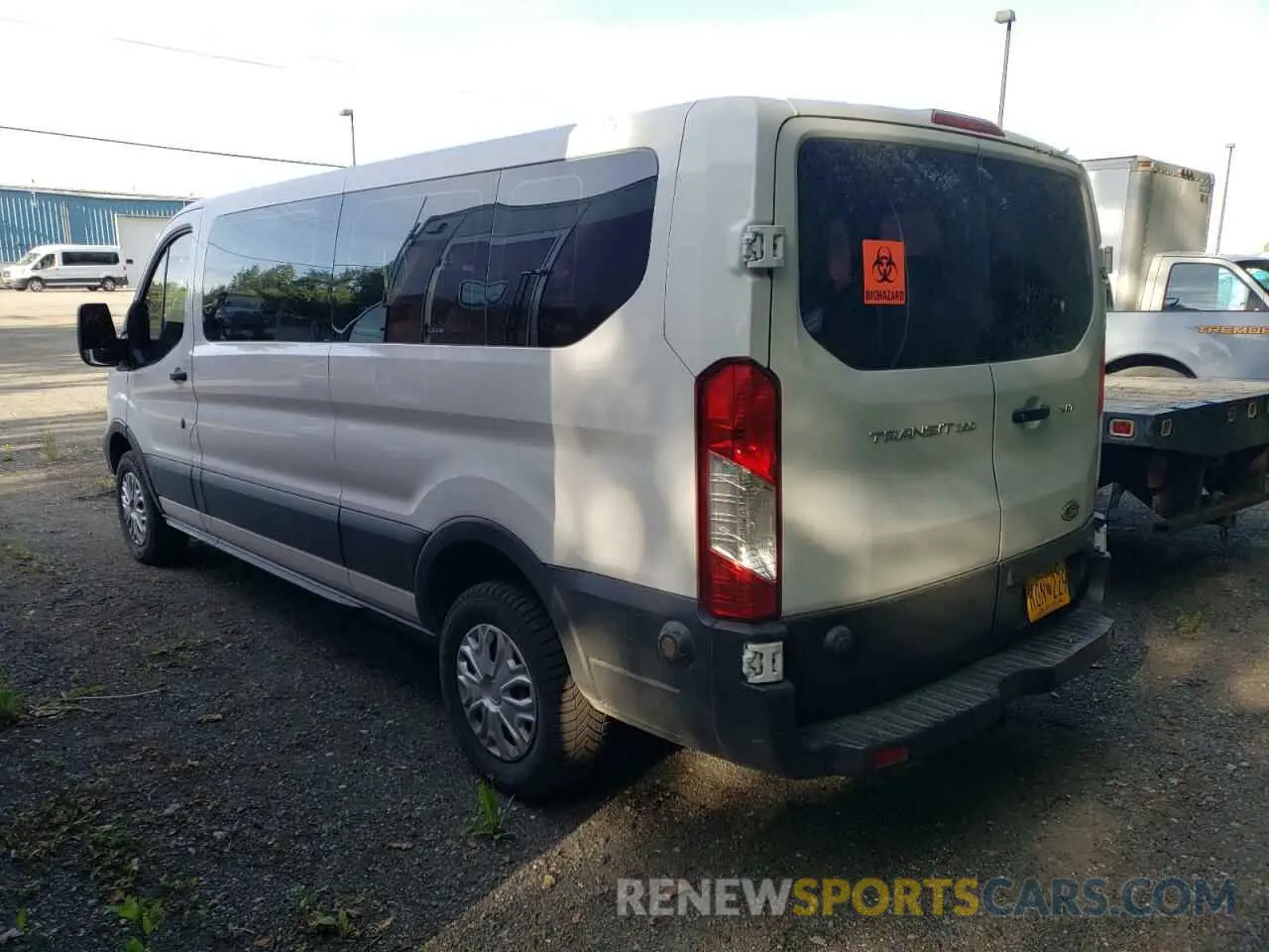 2 fotografías del automóvil dañado 1FBZX2ZM4KKA92925 FORD TRANSIT 2019