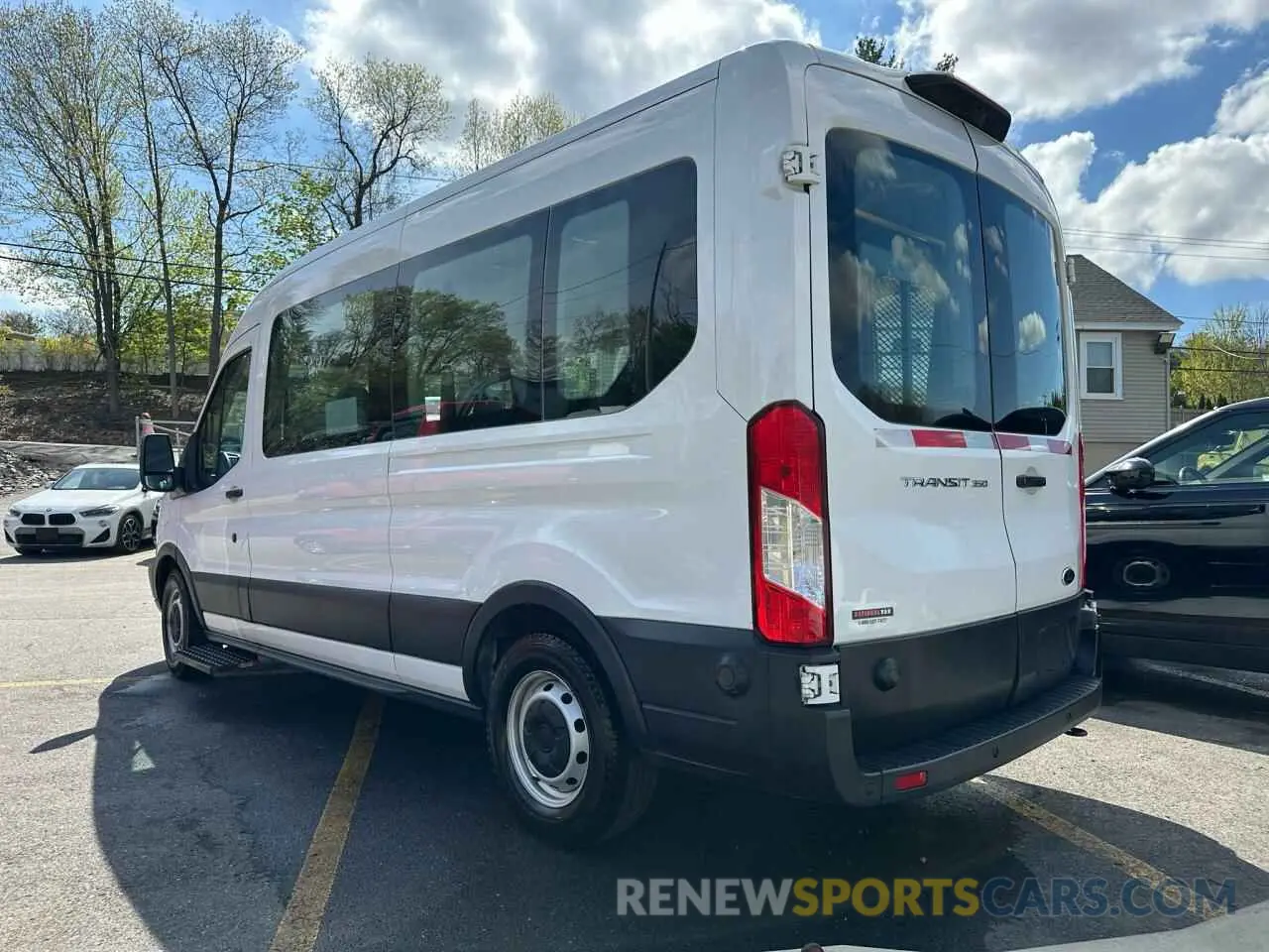 2 fotografías del automóvil dañado 1FDZX2CM6KKB27948 FORD TRANSIT 2019