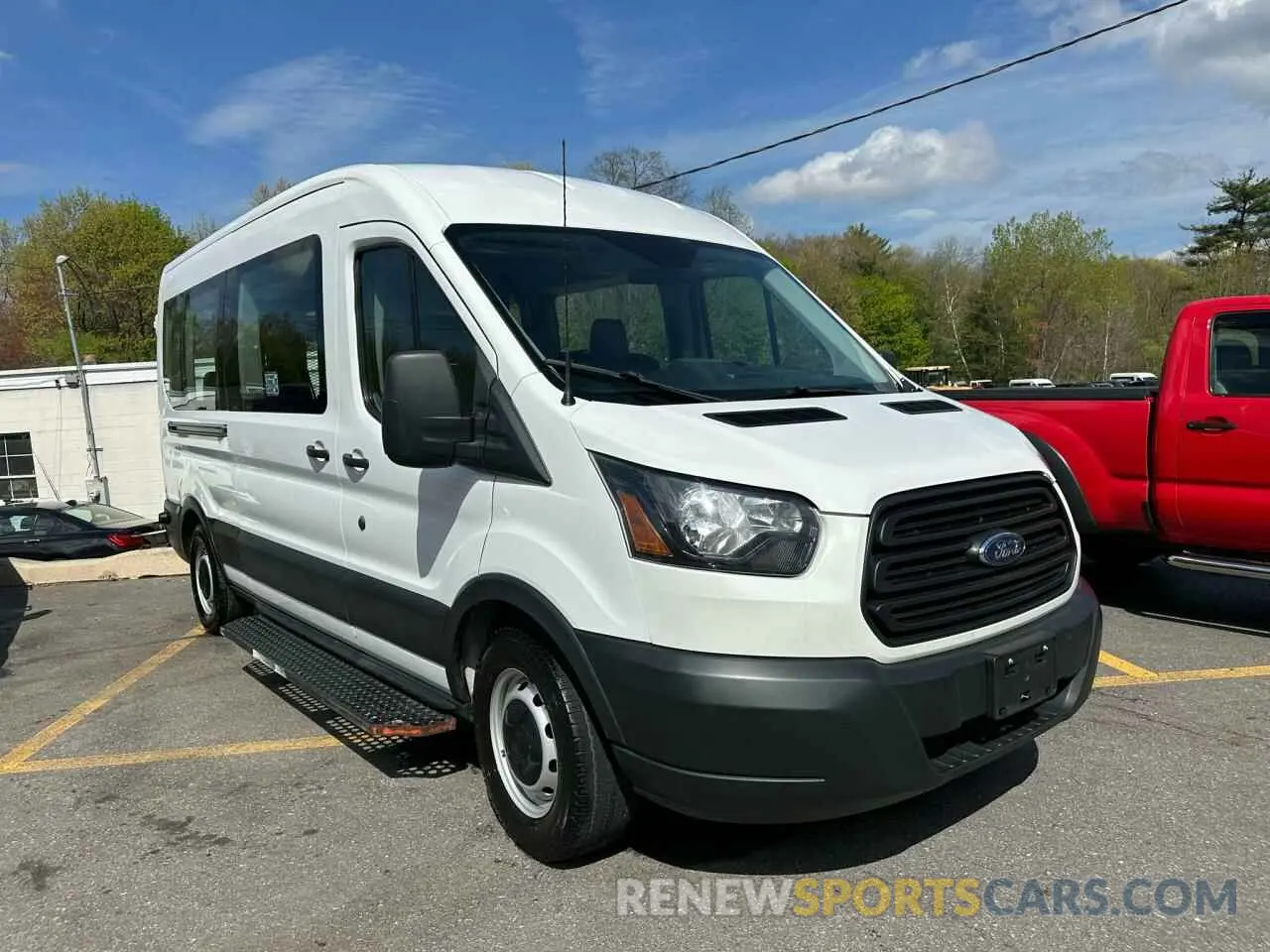 4 fotografías del automóvil dañado 1FDZX2CM6KKB27948 FORD TRANSIT 2019