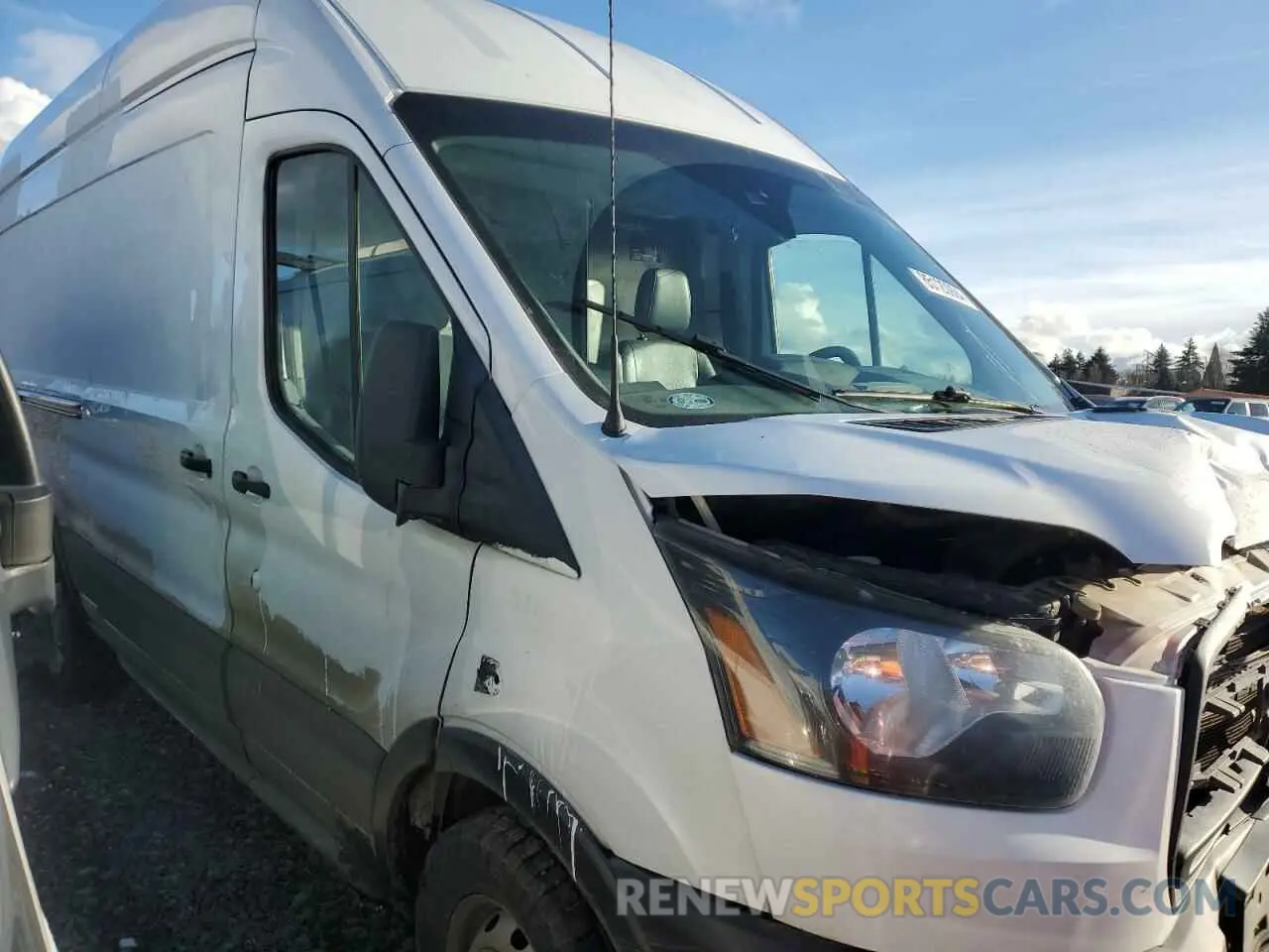 4 fotografías del automóvil dañado 1FTBW3XM7KKA39855 FORD TRANSIT 2019