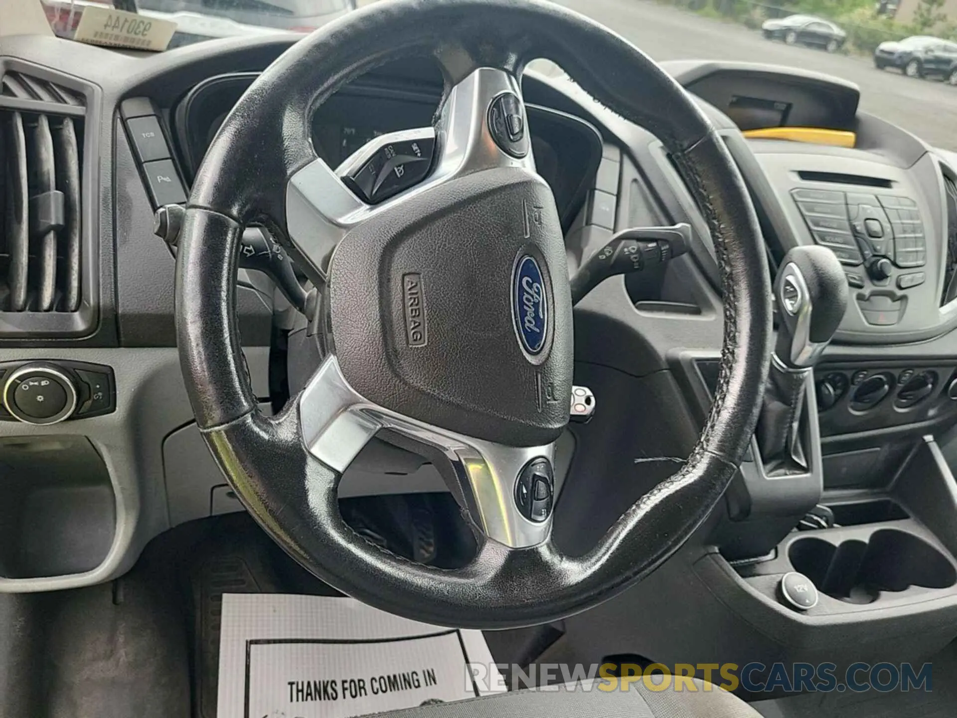 13 fotografías del automóvil dañado 1FTYE1YM4KKA38033 FORD TRANSIT 2019