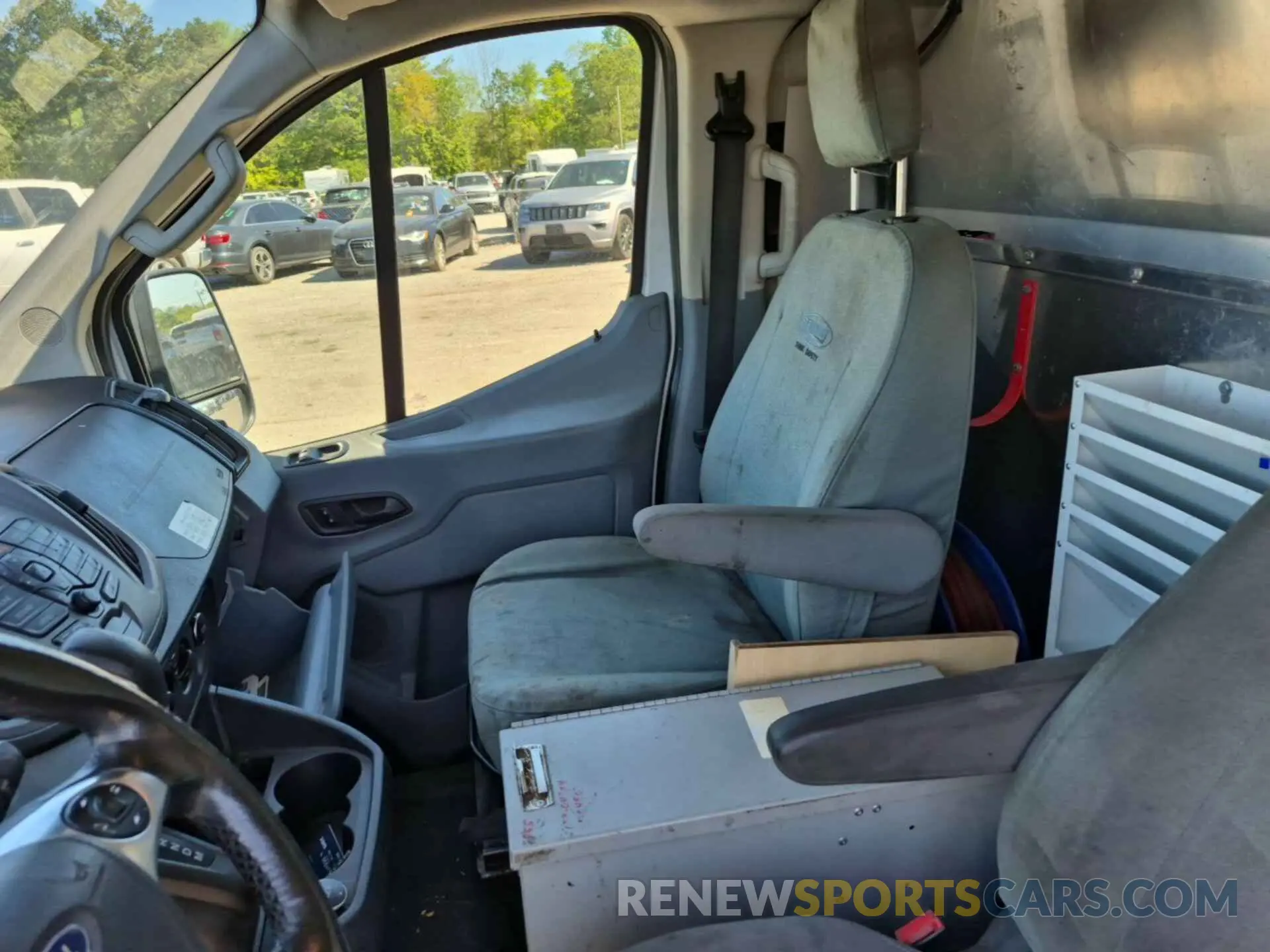21 fotografías del automóvil dañado 1FTYE1YM4KKA38033 FORD TRANSIT 2019