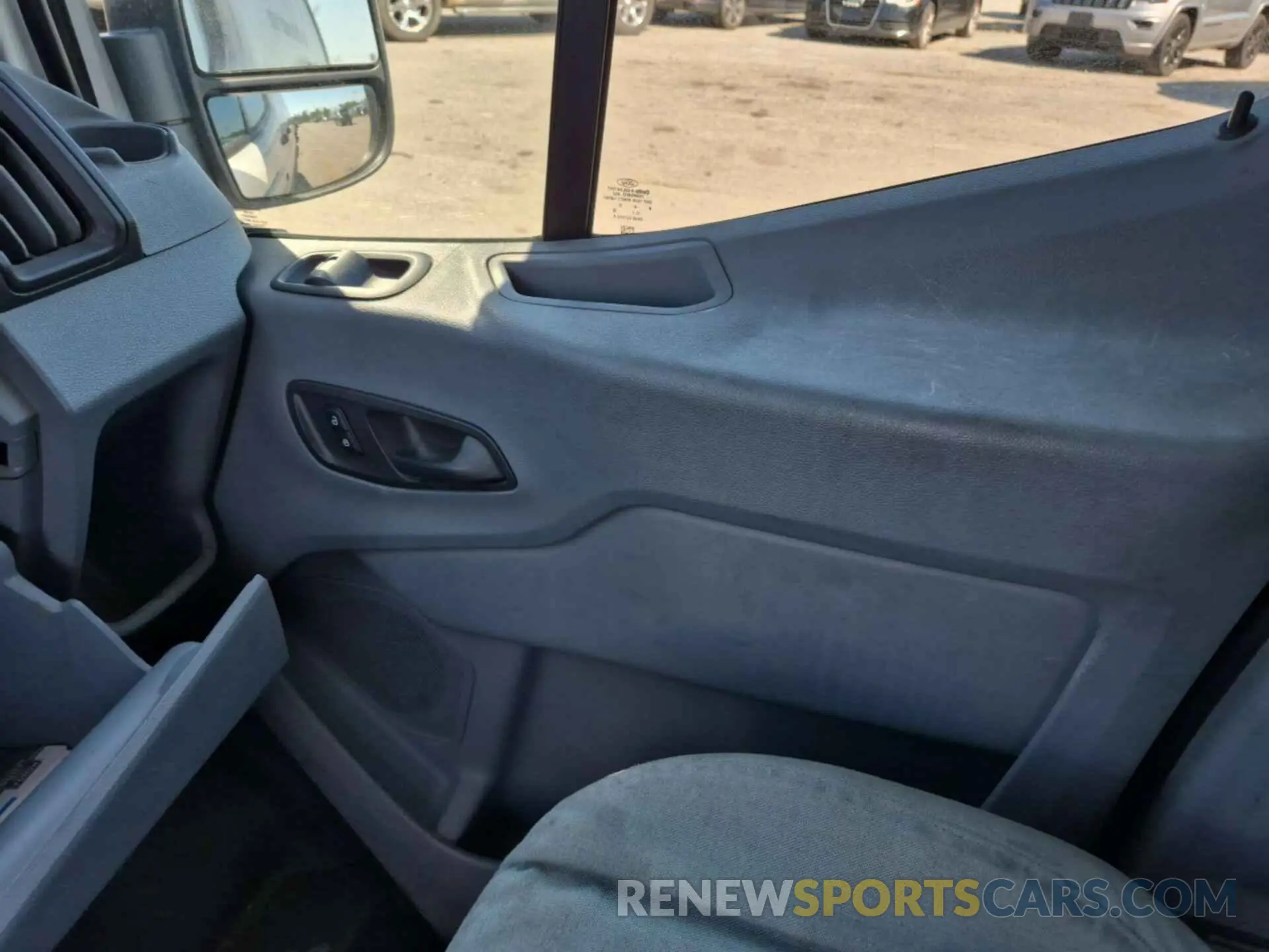 22 fotografías del automóvil dañado 1FTYE1YM4KKA38033 FORD TRANSIT 2019