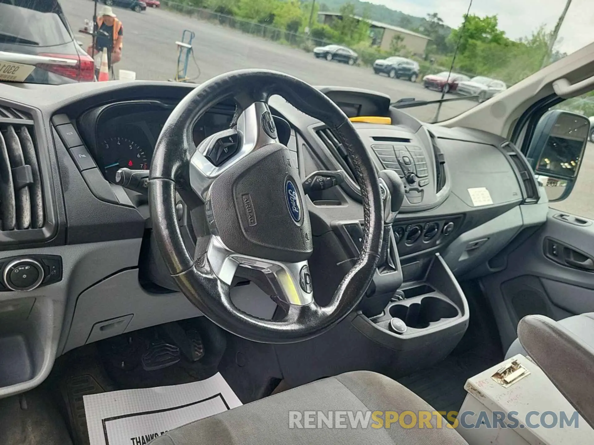 26 fotografías del automóvil dañado 1FTYE1YM4KKA38033 FORD TRANSIT 2019