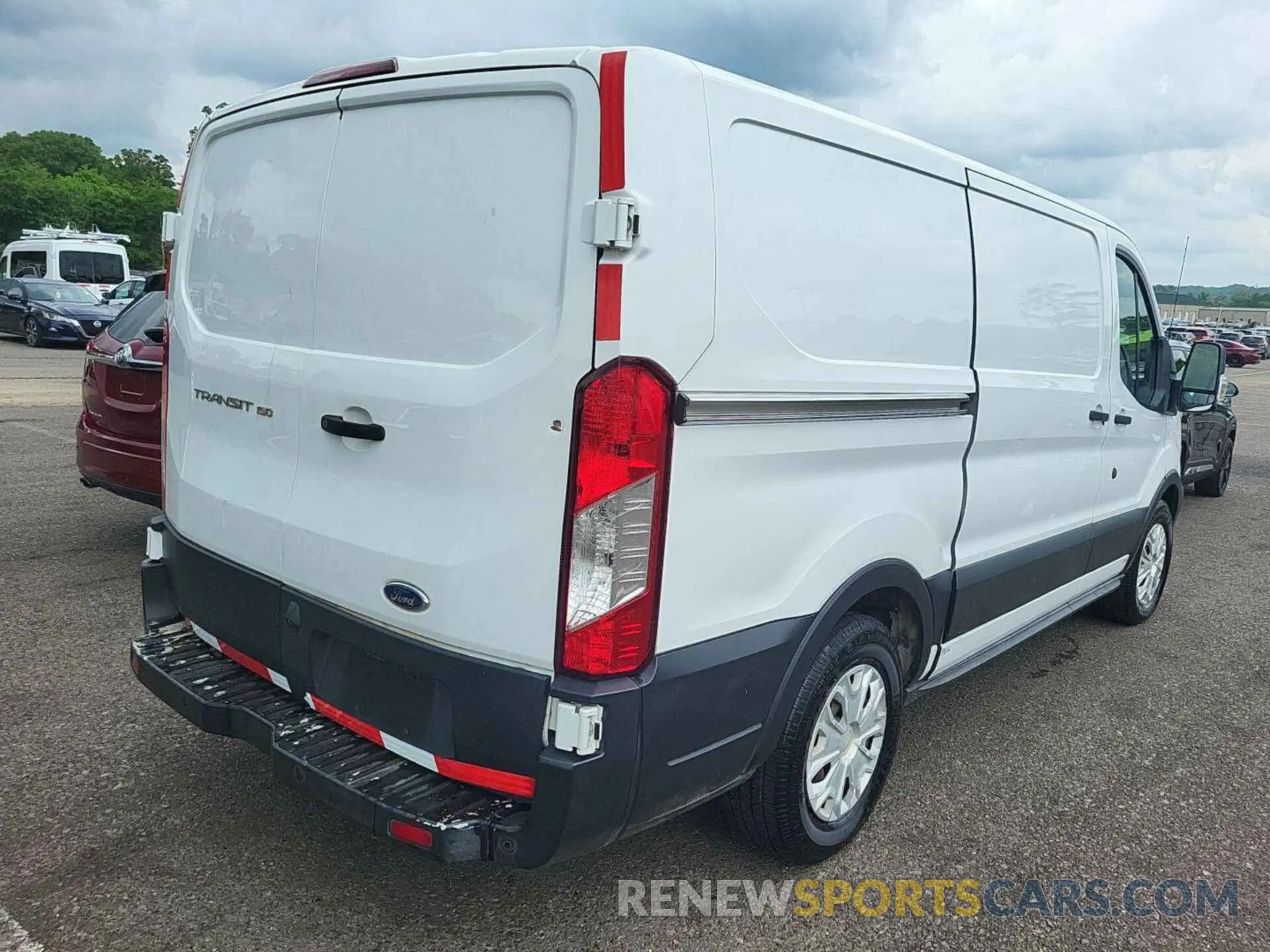 8 fotografías del automóvil dañado 1FTYE1YM4KKA38033 FORD TRANSIT 2019