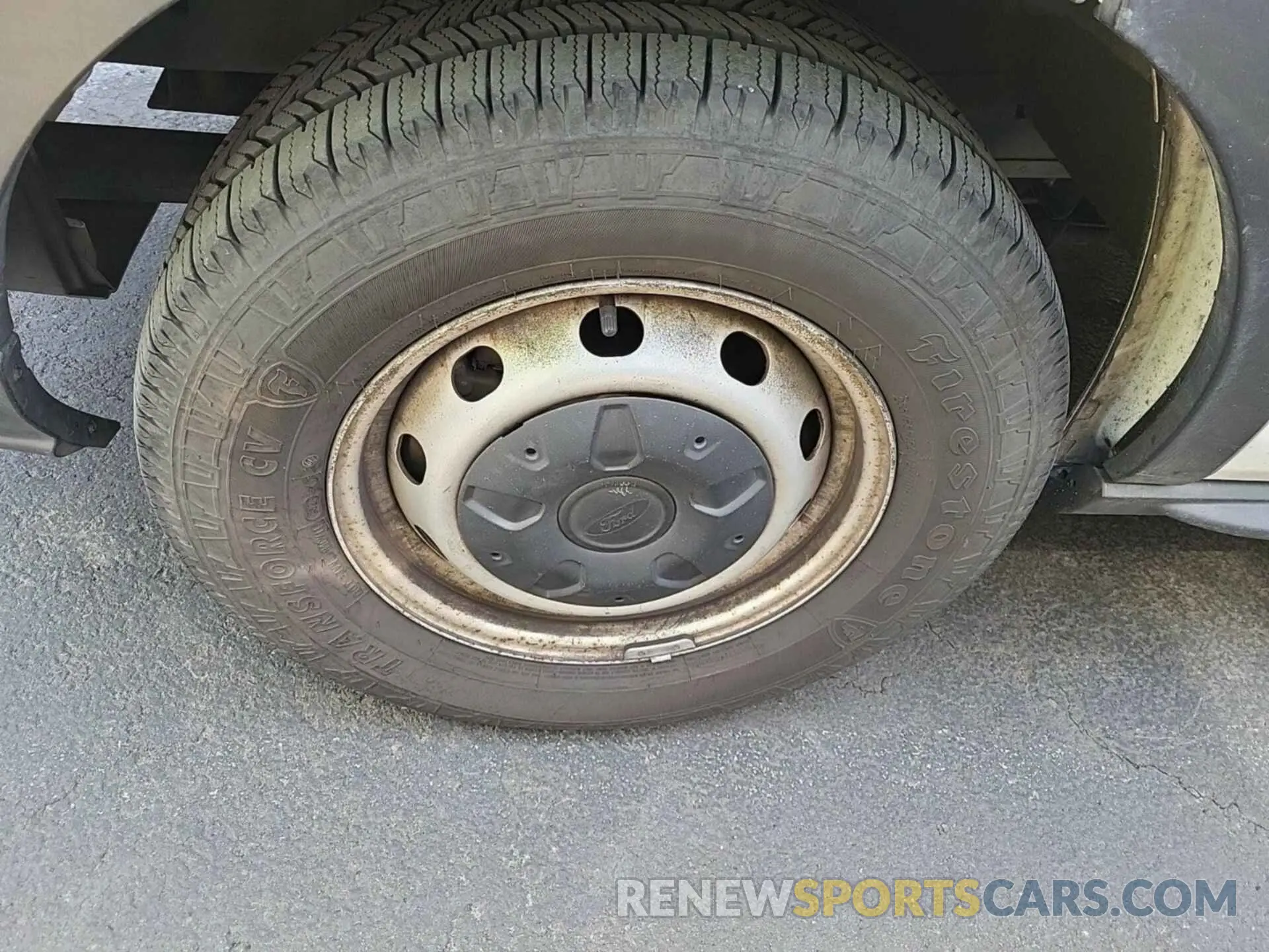 13 fotografías del automóvil dañado 1FTYE1YM4KKB70936 FORD TRANSIT 2019