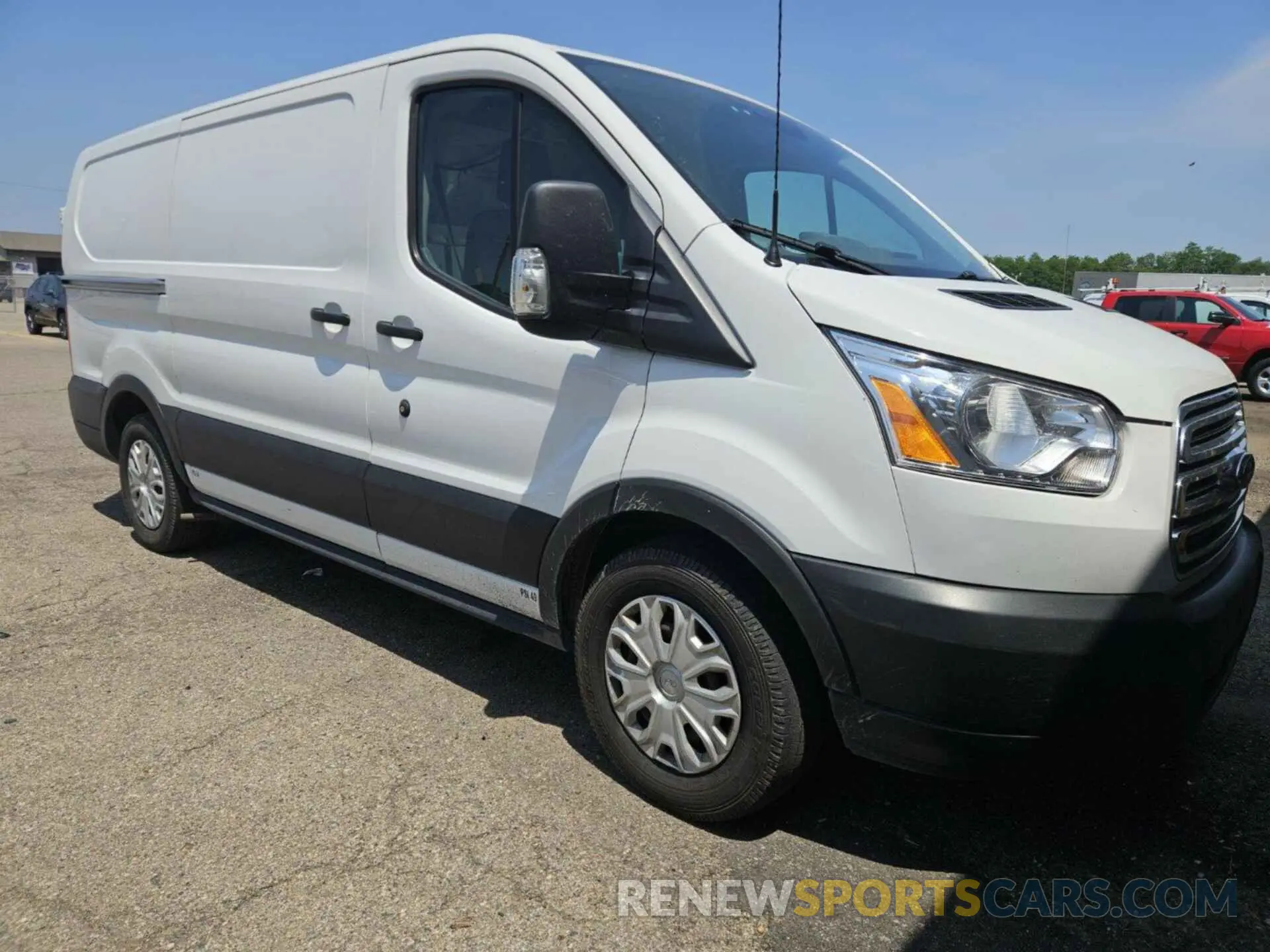 19 fotografías del automóvil dañado 1FTYE1YM6KKA40835 FORD TRANSIT 2019
