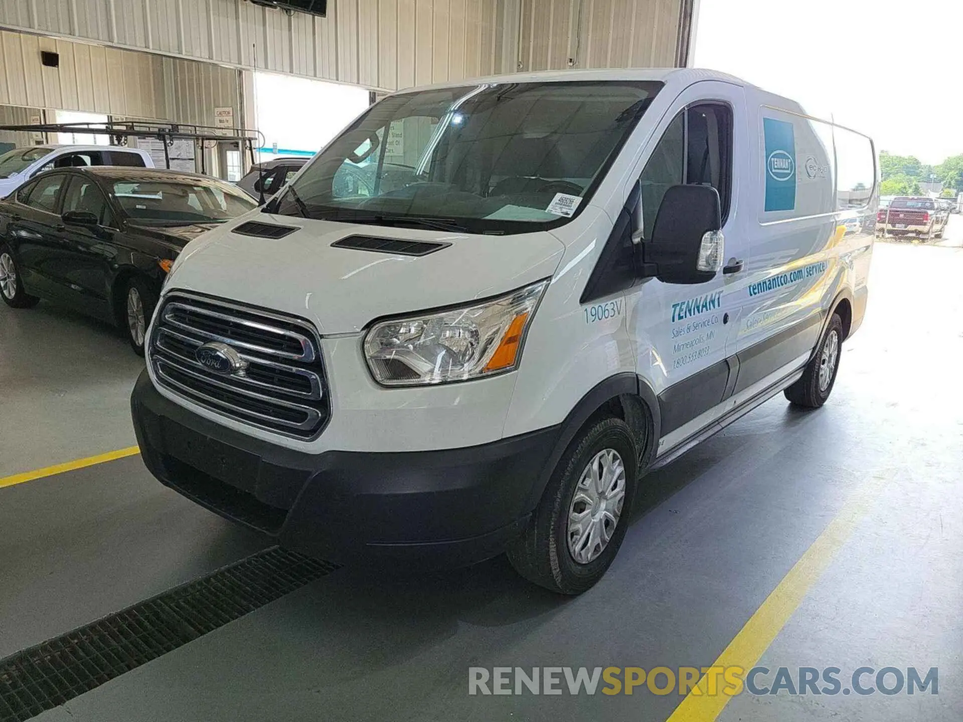 25 fotografías del automóvil dañado 1FTYE1YM6KKA40835 FORD TRANSIT 2019