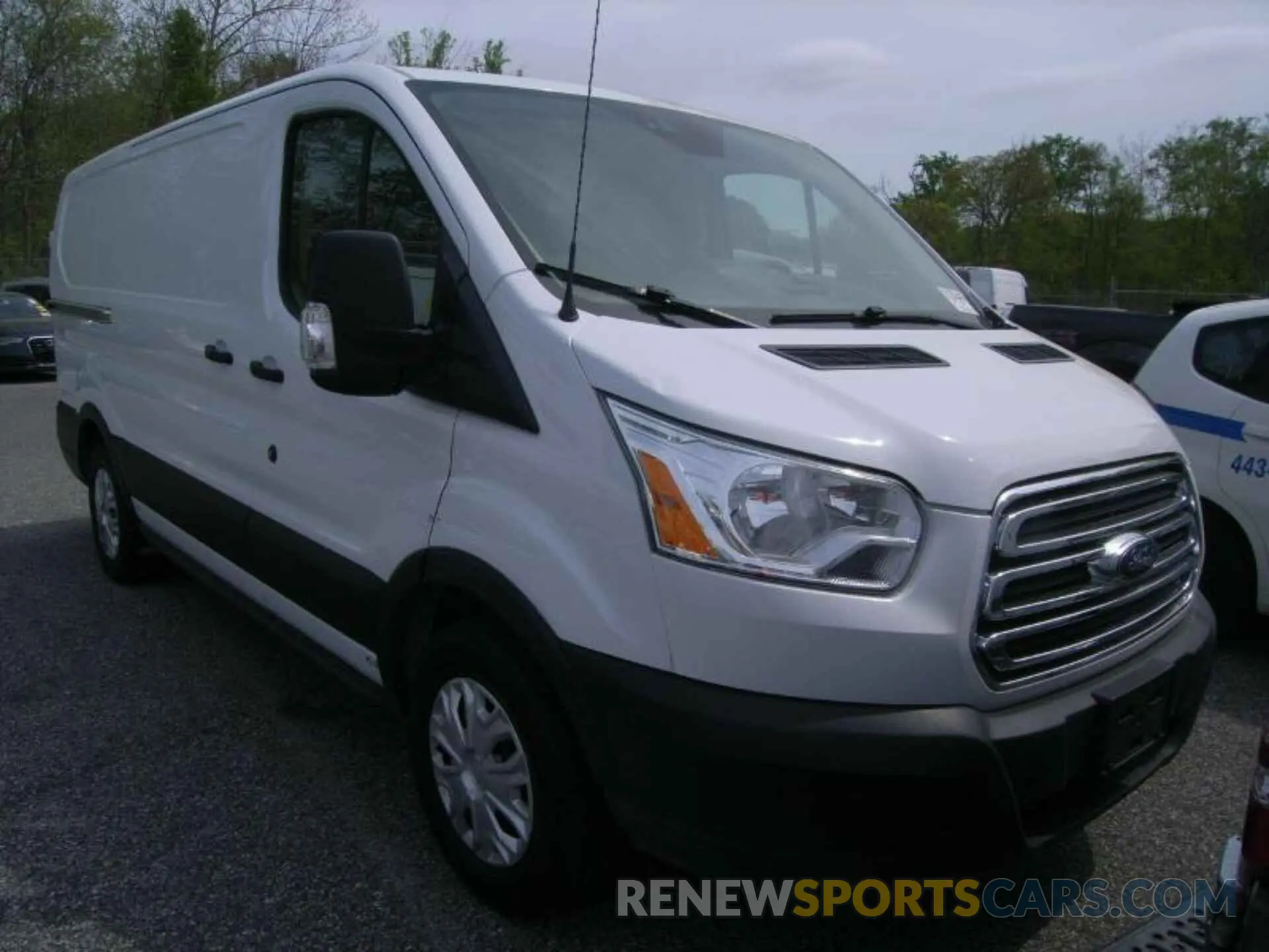 11 fotografías del automóvil dañado 1FTYE1YM9KKA80326 FORD TRANSIT 2019
