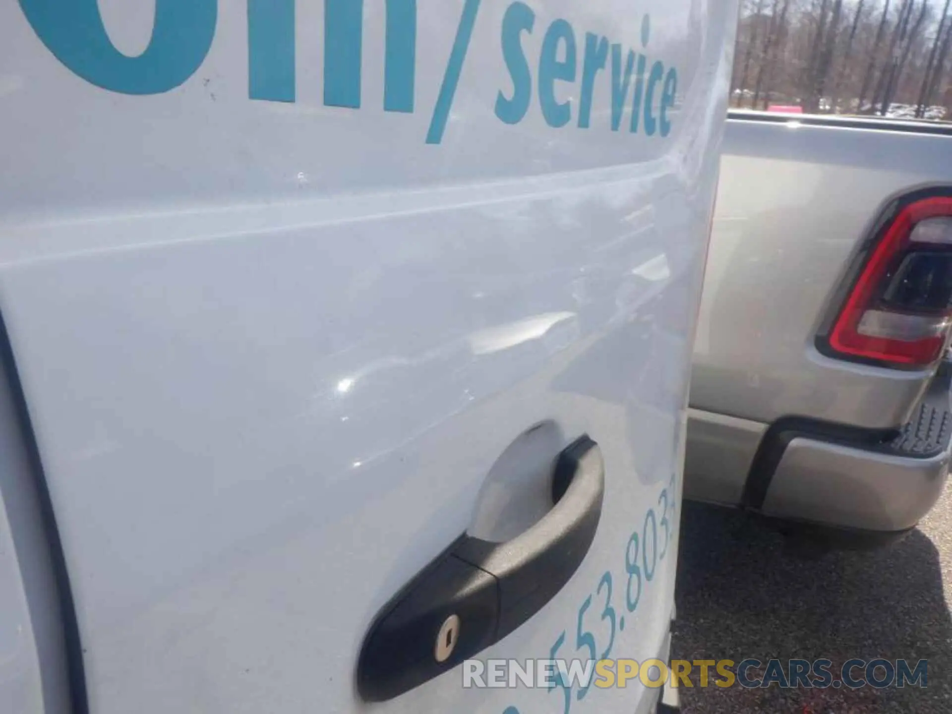 3 fotografías del automóvil dañado 1FTYE1YM9KKA80326 FORD TRANSIT 2019