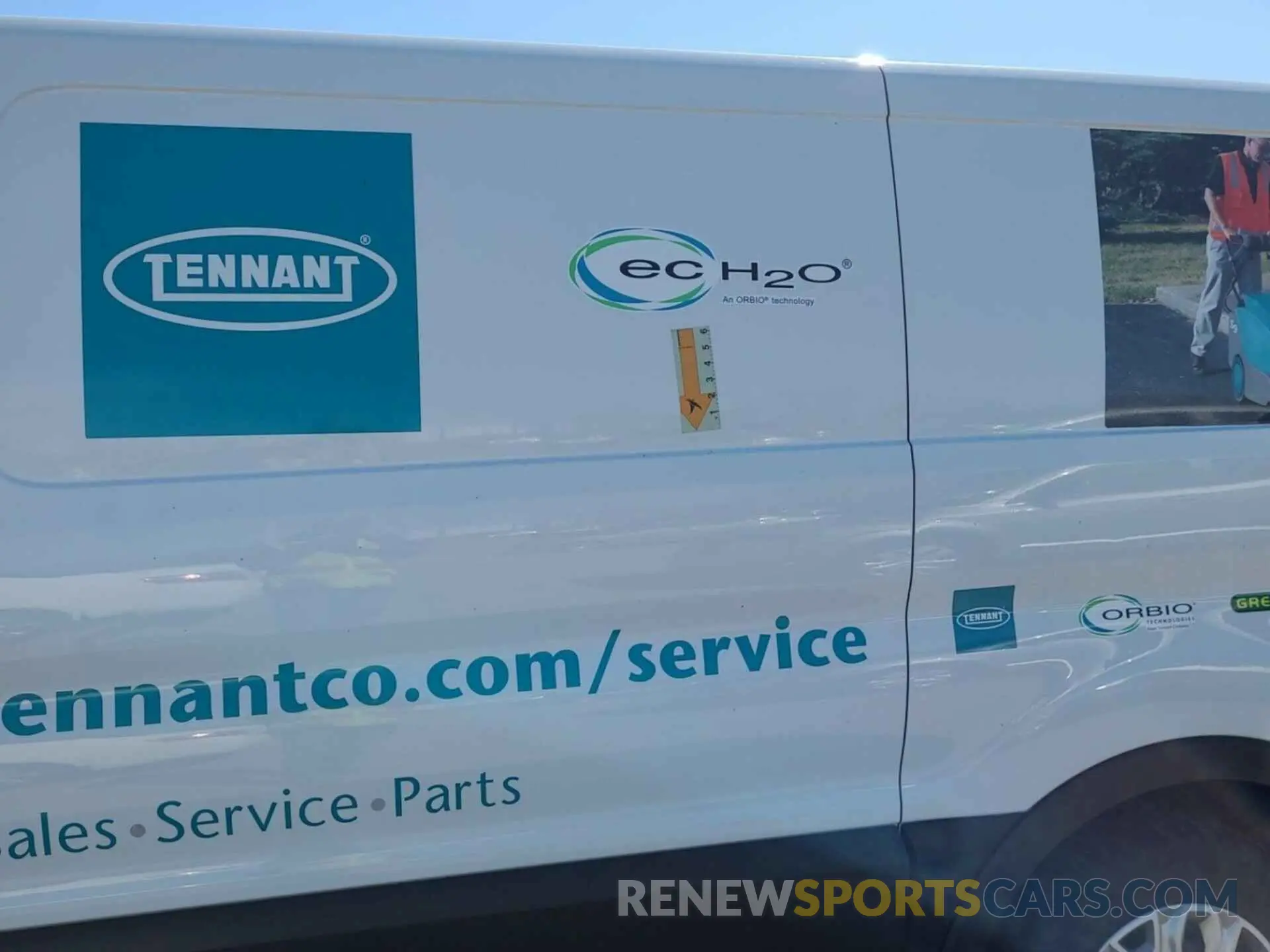 14 fotografías del automóvil dañado 1FTYE1YM9KKA80360 FORD TRANSIT 2019