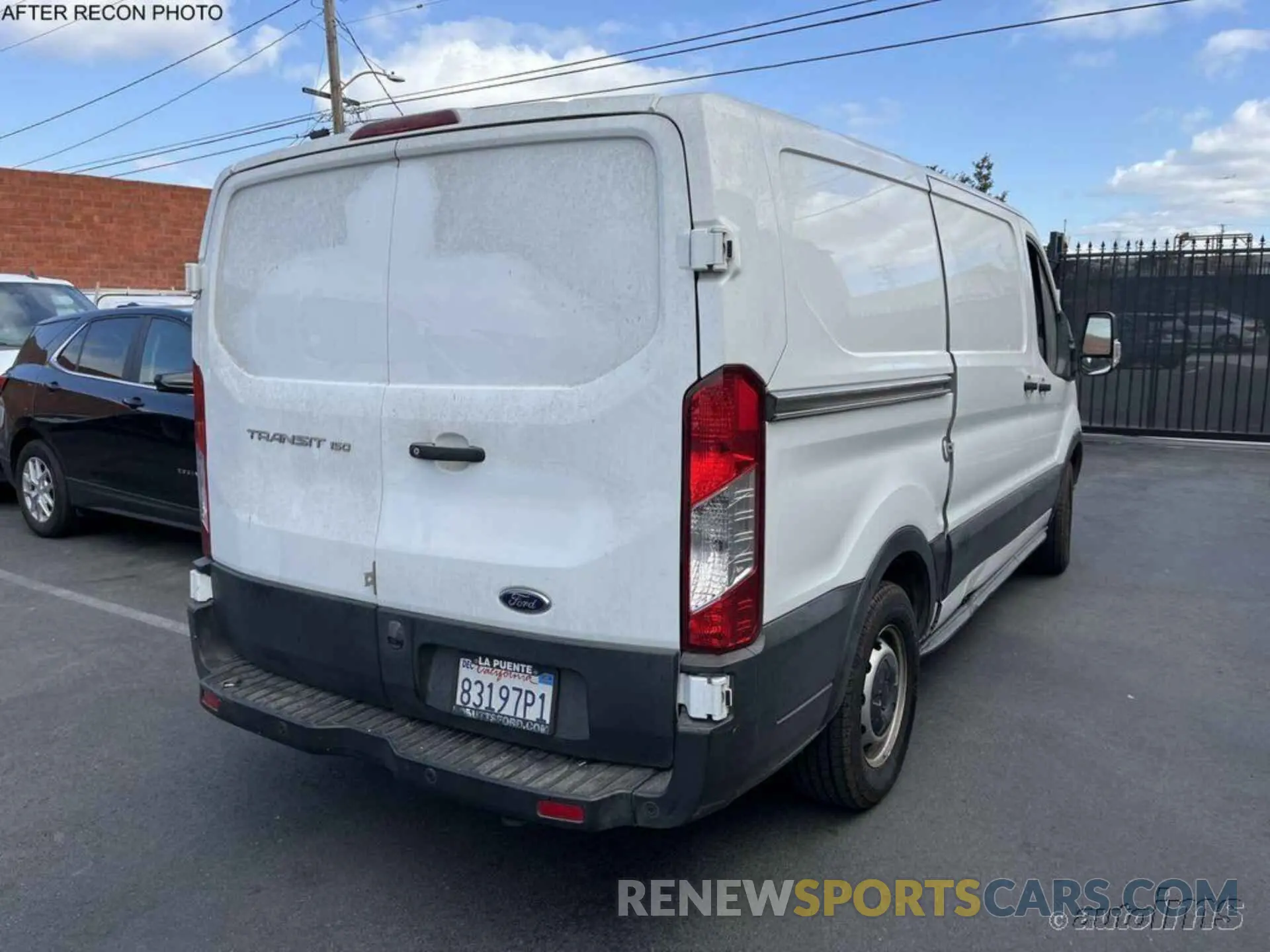 3 fotografías del automóvil dañado 1FTYE1YM9KKB78160 FORD TRANSIT 2019