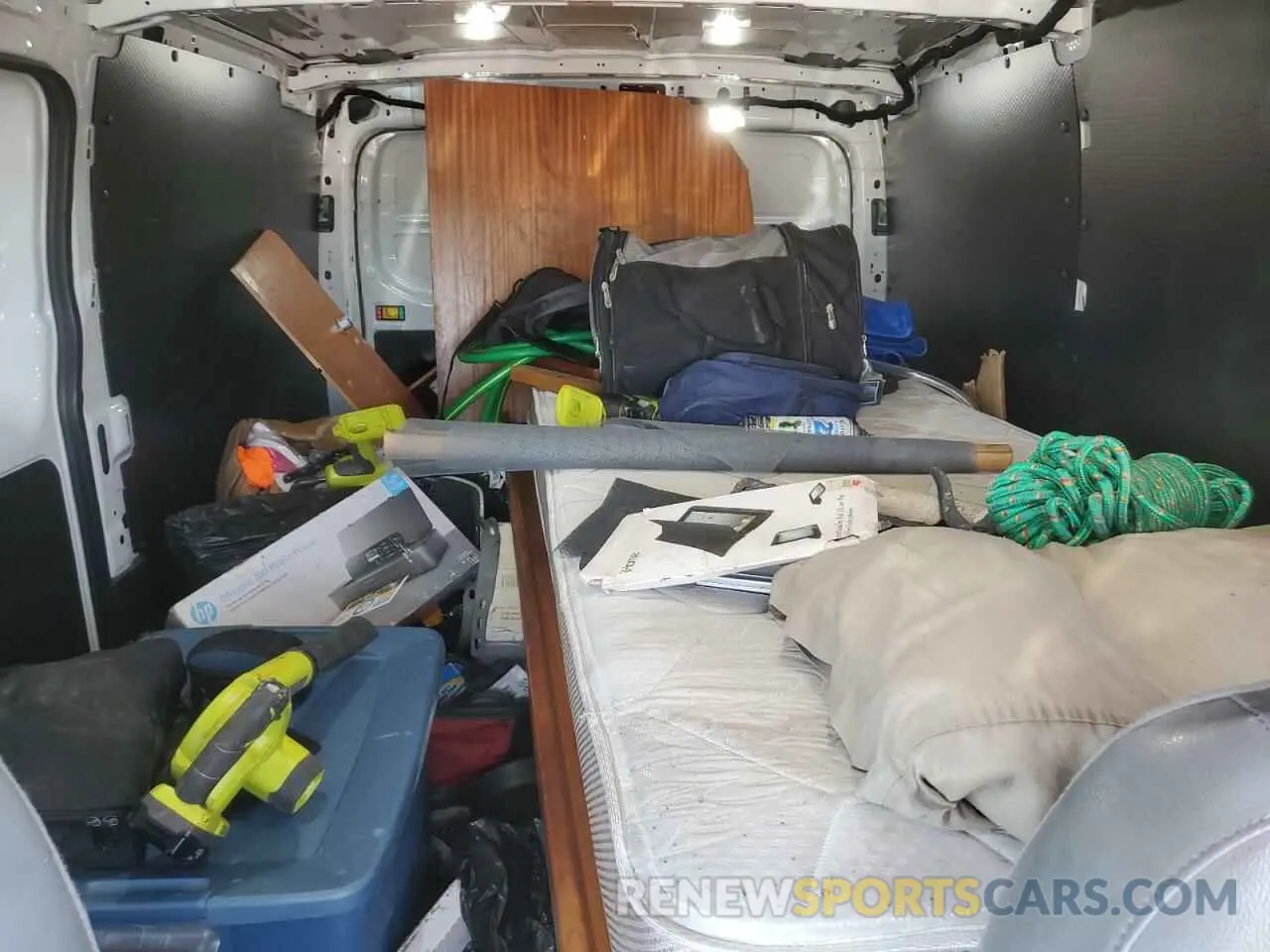 10 fotografías del automóvil dañado 1FTYE1ZM9KKB79355 FORD TRANSIT 2019