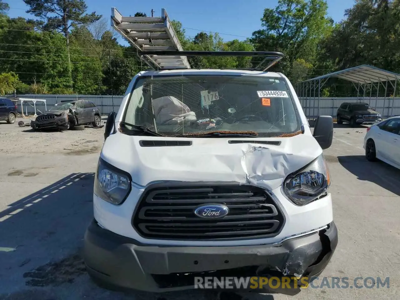 5 fotografías del automóvil dañado 1FTYE1ZM9KKB79355 FORD TRANSIT 2019