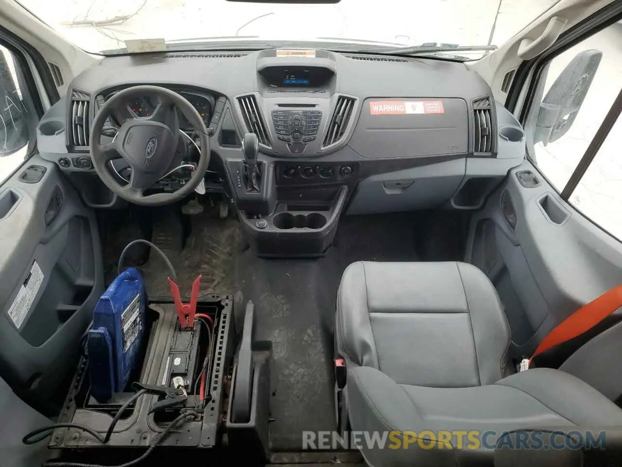 8 fotografías del automóvil dañado 1FTYE2CM1KKB49278 FORD TRANSIT 2019