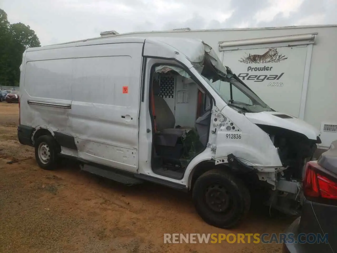 4 fotografías del automóvil dañado 1FTYE2CM7KKB35451 FORD TRANSIT 2019