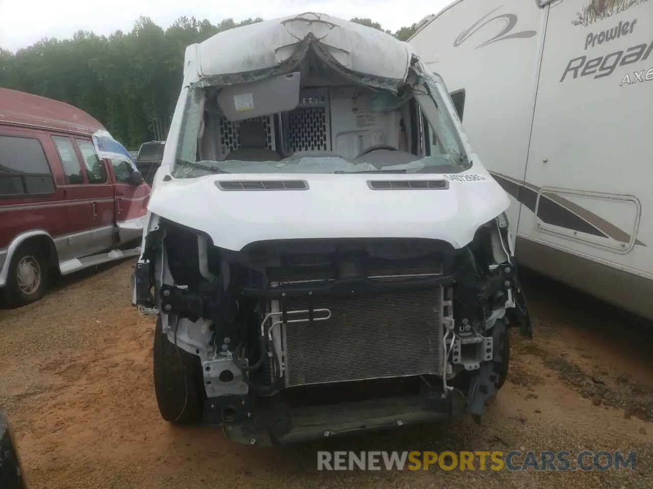 5 fotografías del automóvil dañado 1FTYE2CM7KKB35451 FORD TRANSIT 2019