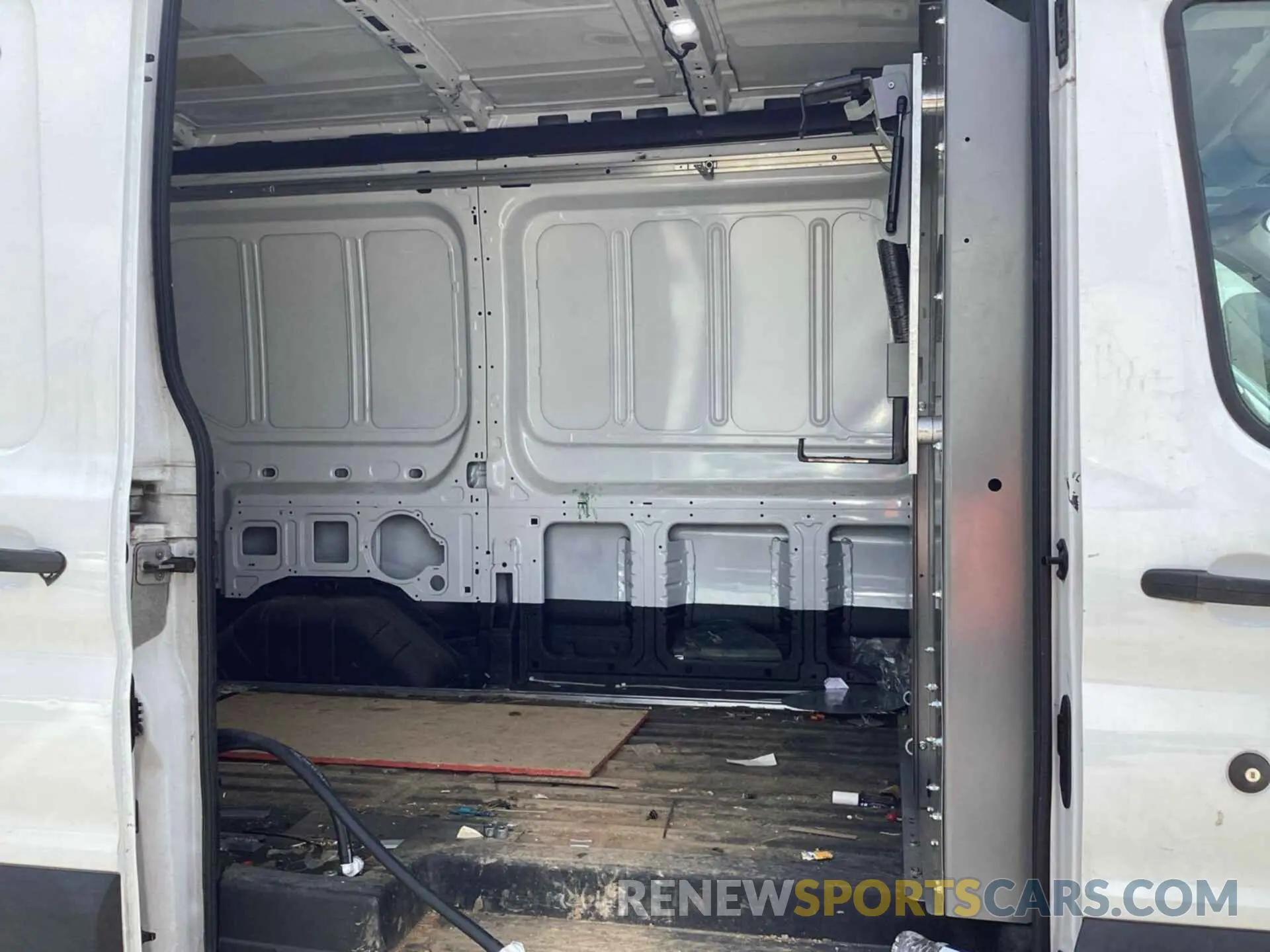 25 fotografías del automóvil dañado 1FTYR1CM2KKB07393 FORD TRANSIT 2019