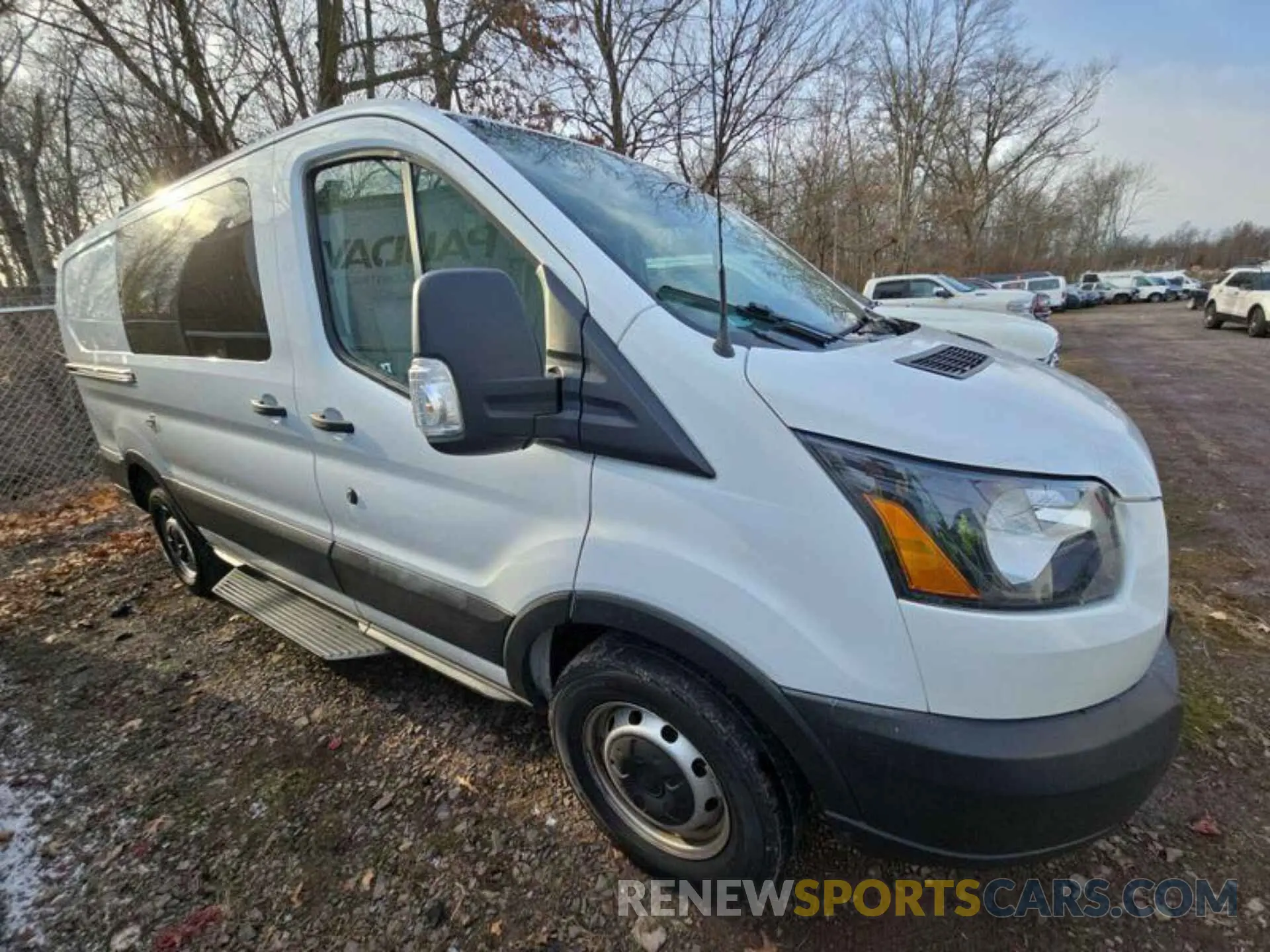 16 fotografías del automóvil dañado 1FTYR1YG0KKB61343 FORD TRANSIT 2019