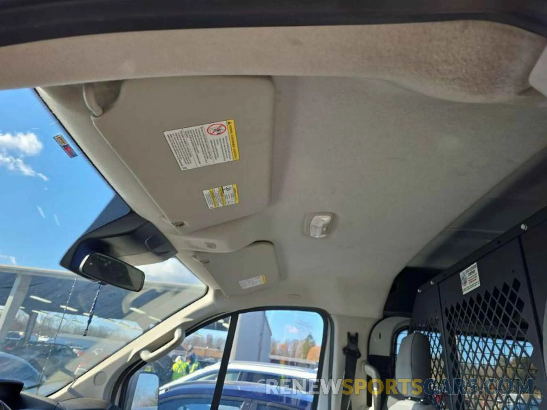 20 fotografías del automóvil dañado 1FTYR1YG0KKB61343 FORD TRANSIT 2019