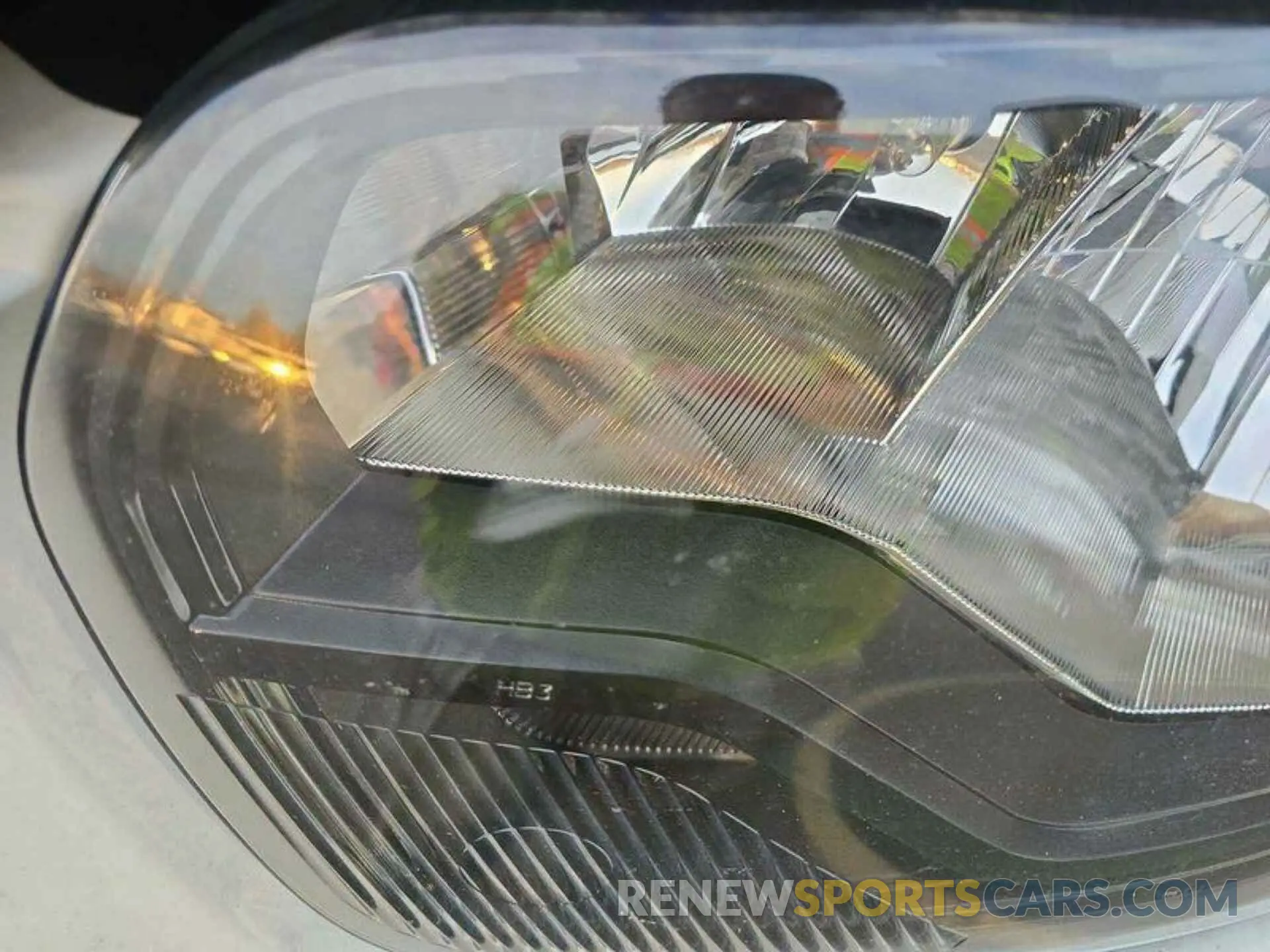 4 fotografías del automóvil dañado 1FTYR1YG0KKB61343 FORD TRANSIT 2019