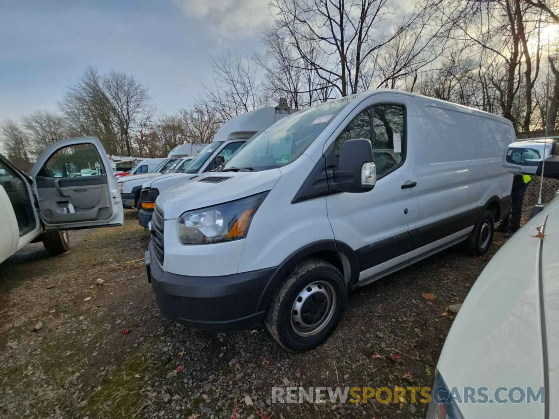 9 fotografías del automóvil dañado 1FTYR1YG0KKB61343 FORD TRANSIT 2019