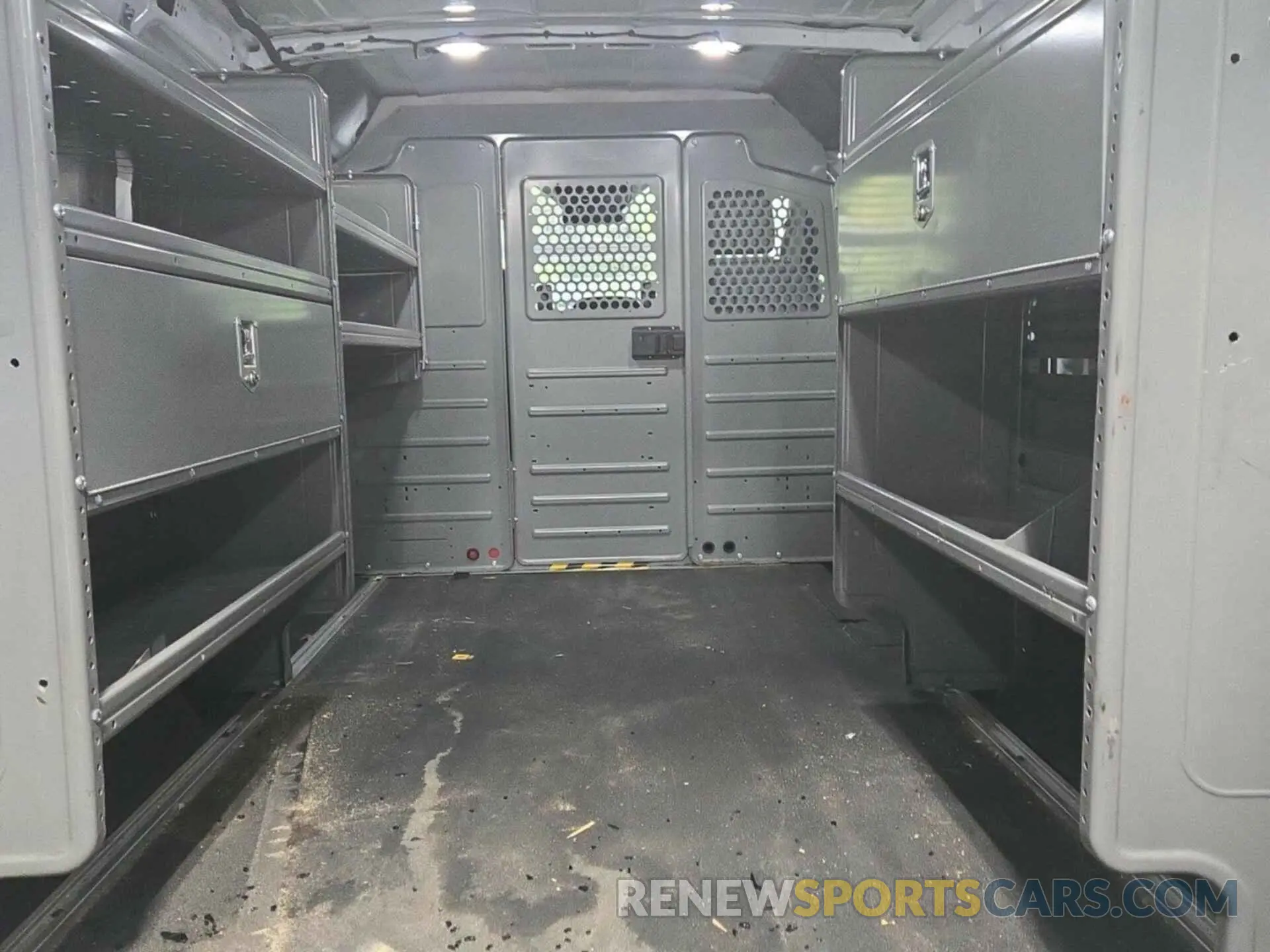 47 fotografías del automóvil dañado 1FTYR1YG3KKA50186 FORD TRANSIT 2019