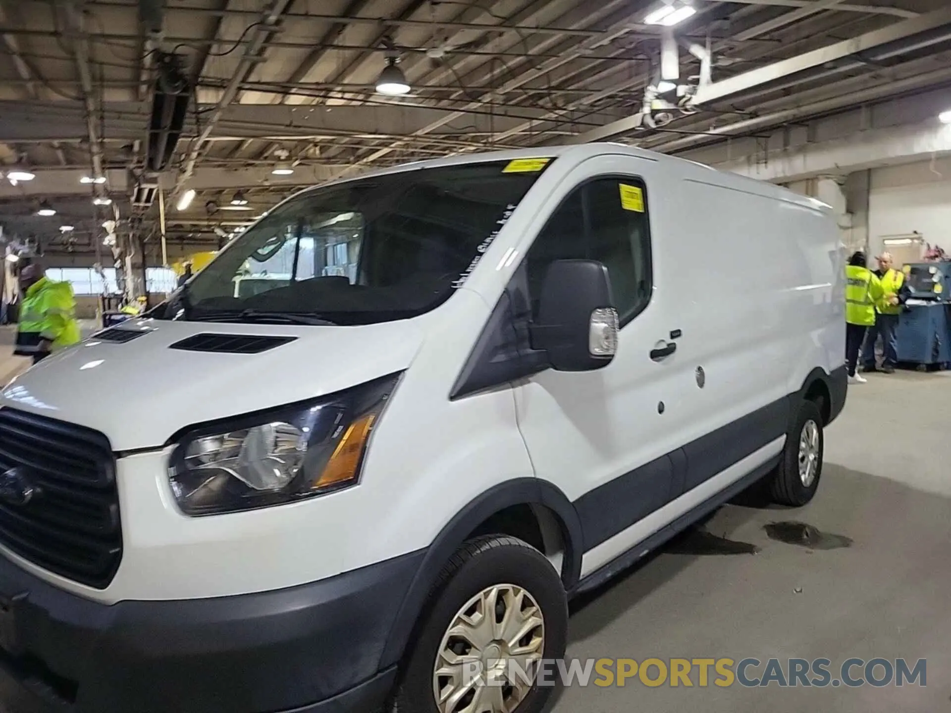 17 fotografías del automóvil dañado 1FTYR1YG3KKB08572 FORD TRANSIT 2019