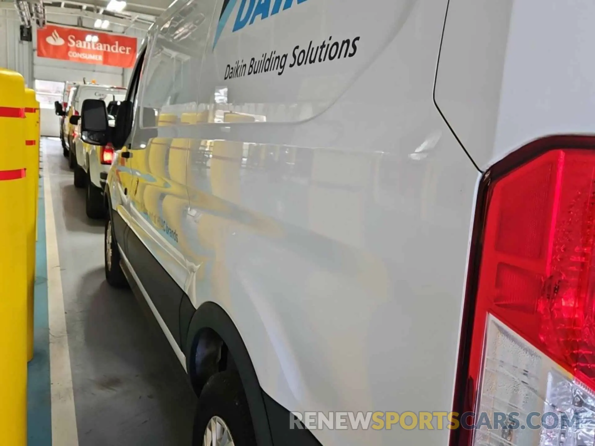 40 fotografías del automóvil dañado 1FTYR1YG3KKB08572 FORD TRANSIT 2019