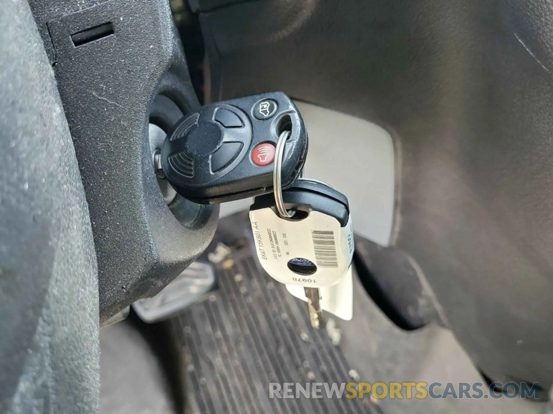 14 fotografías del automóvil dañado 1FTYR1YG4KKA40850 FORD TRANSIT 2019