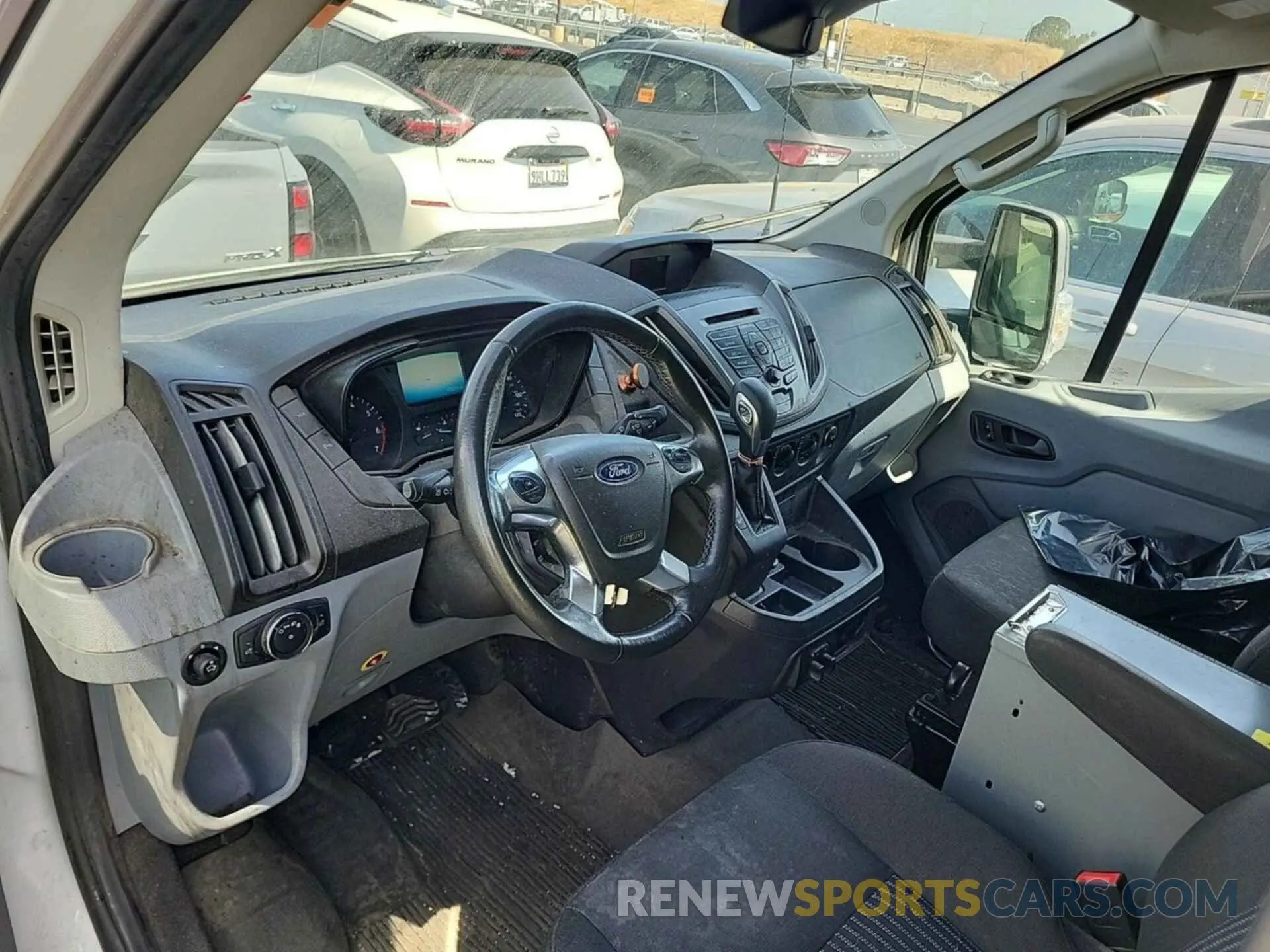22 fotografías del automóvil dañado 1FTYR1YG4KKA40850 FORD TRANSIT 2019