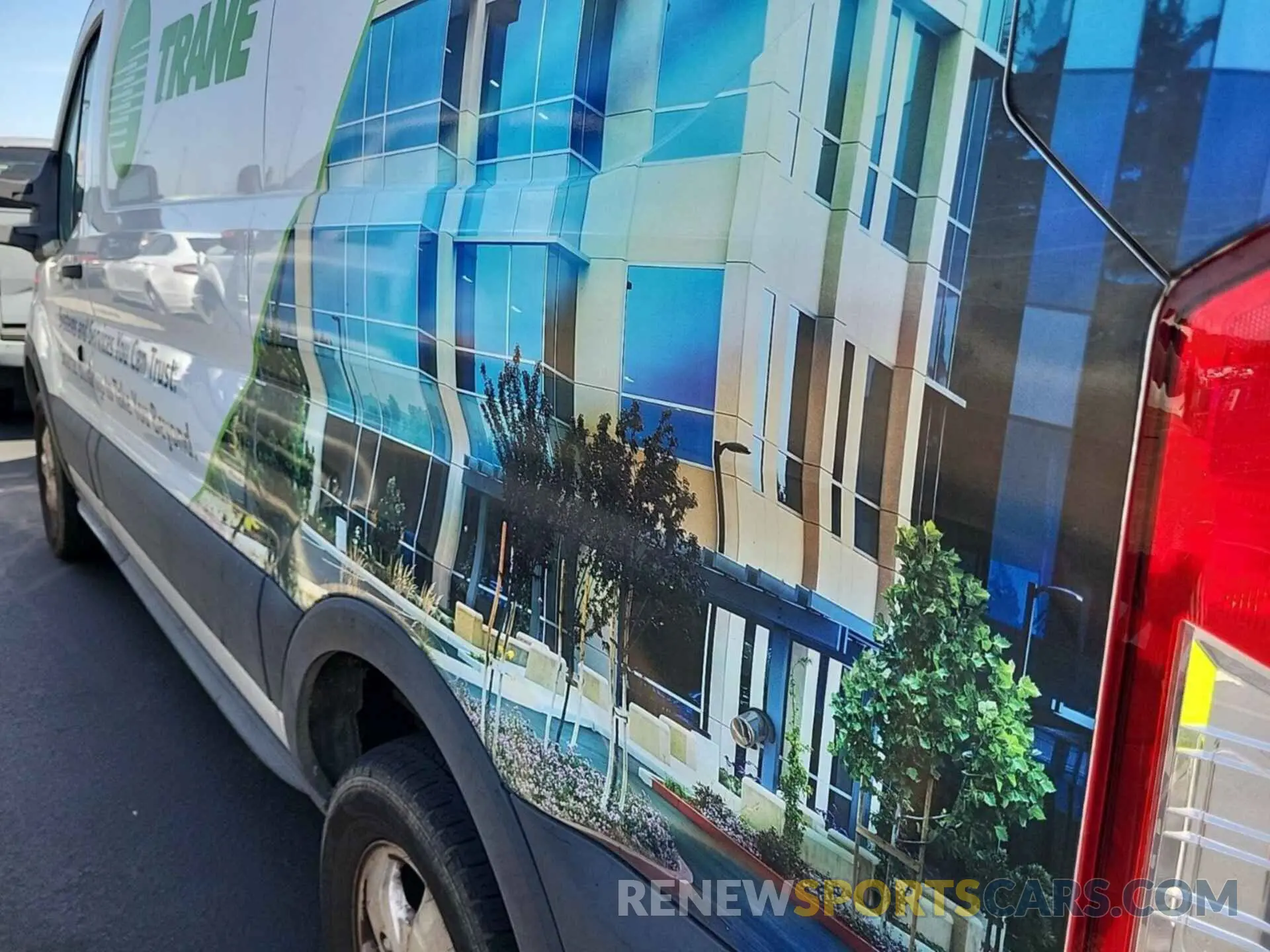 31 fotografías del automóvil dañado 1FTYR1YG4KKA40850 FORD TRANSIT 2019