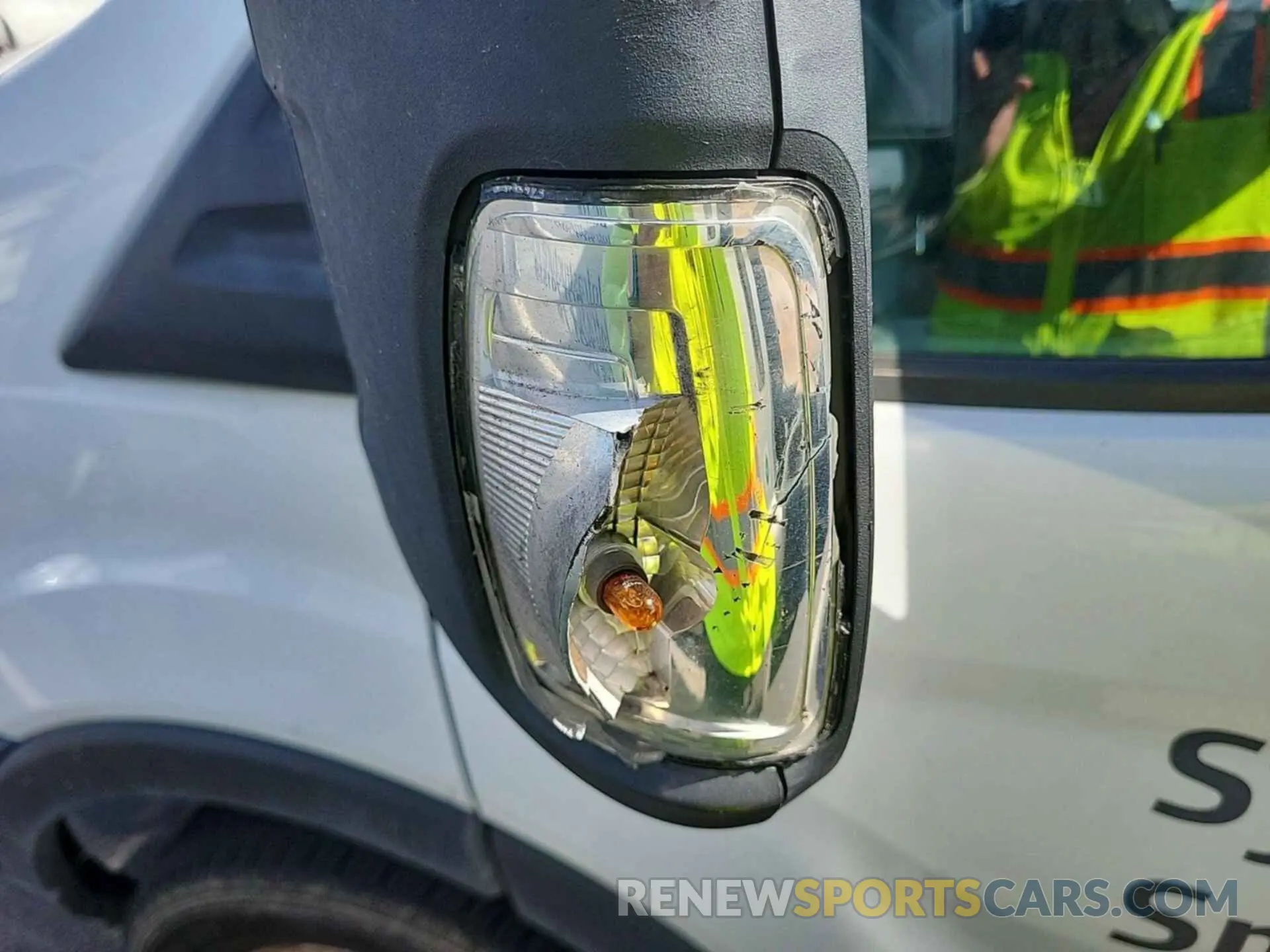 35 fotografías del automóvil dañado 1FTYR1YG4KKA40850 FORD TRANSIT 2019