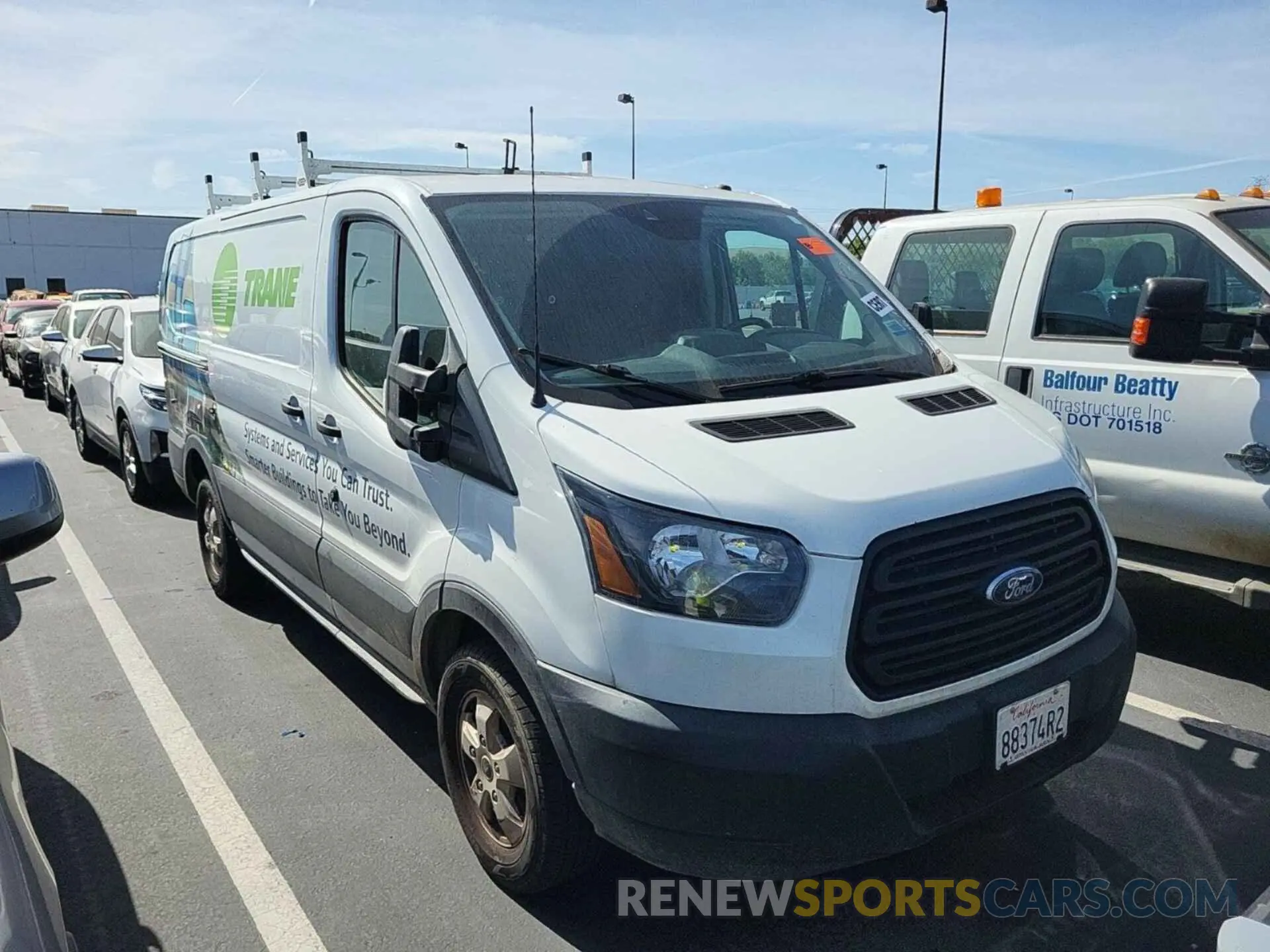38 fotografías del automóvil dañado 1FTYR1YG4KKA40850 FORD TRANSIT 2019