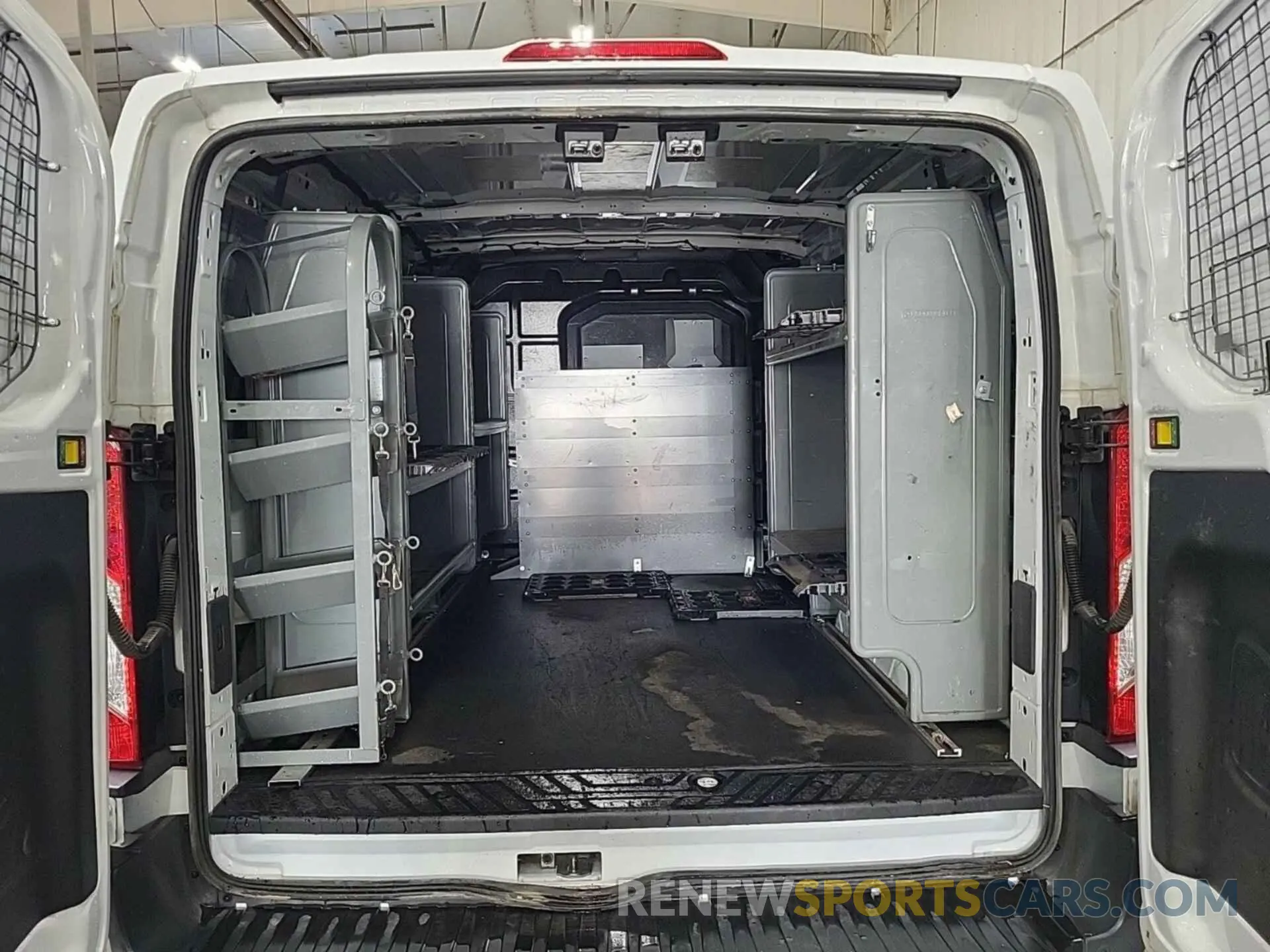 16 fotografías del automóvil dañado 1FTYR1YG5KKB48264 FORD TRANSIT 2019