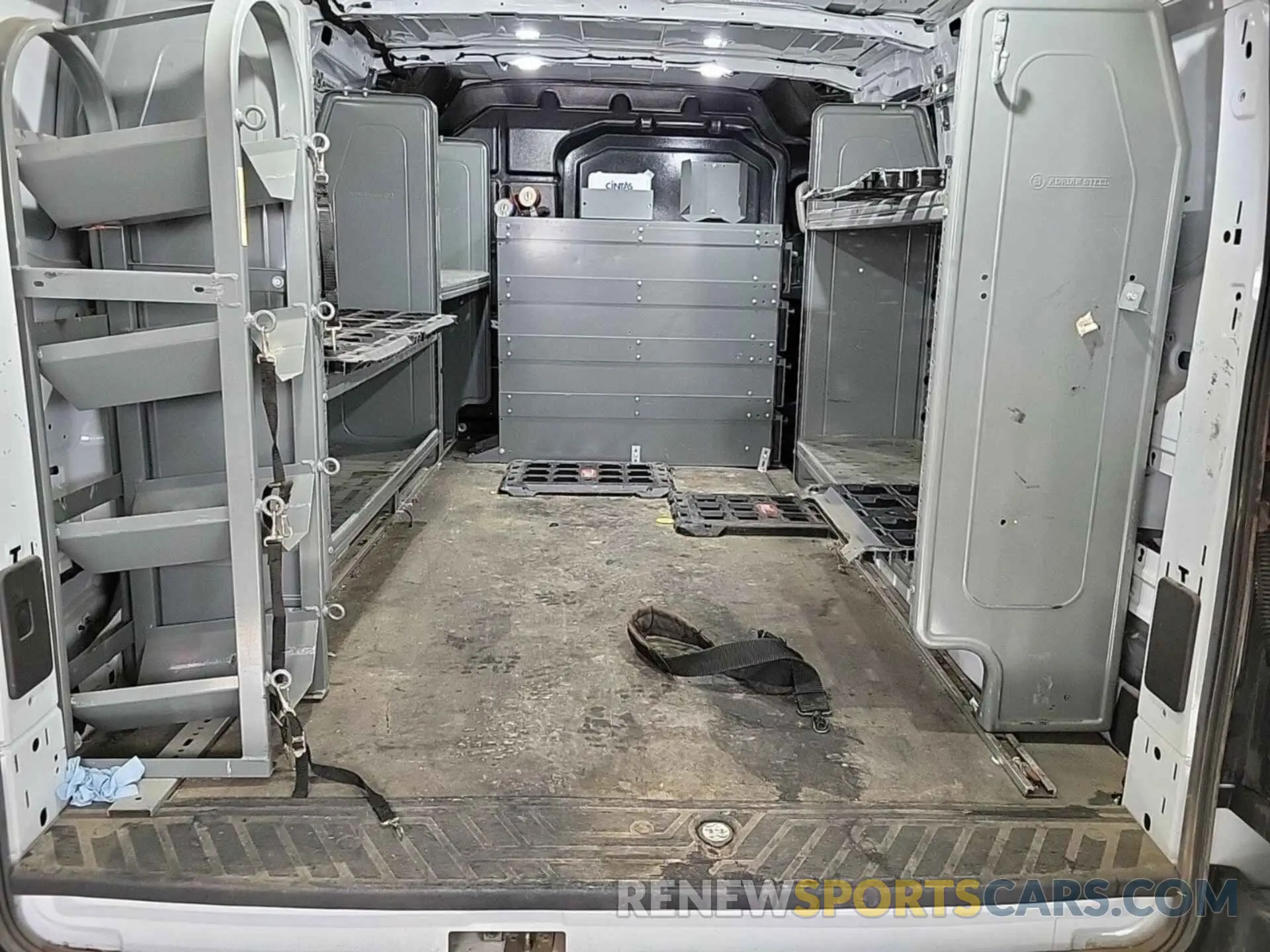 34 fotografías del automóvil dañado 1FTYR1YG5KKB48264 FORD TRANSIT 2019