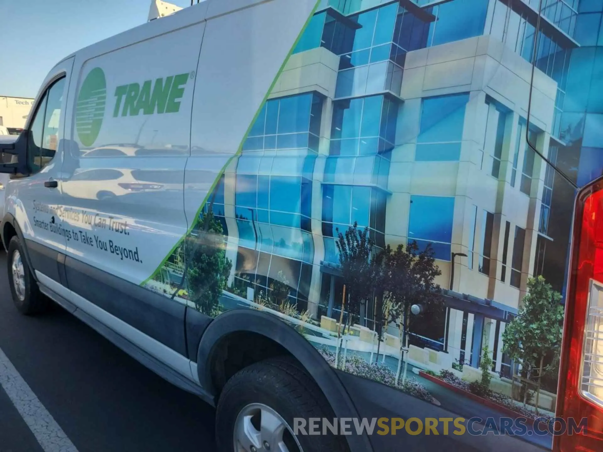 10 fotografías del automóvil dañado 1FTYR1YG8KKB48274 FORD TRANSIT 2019
