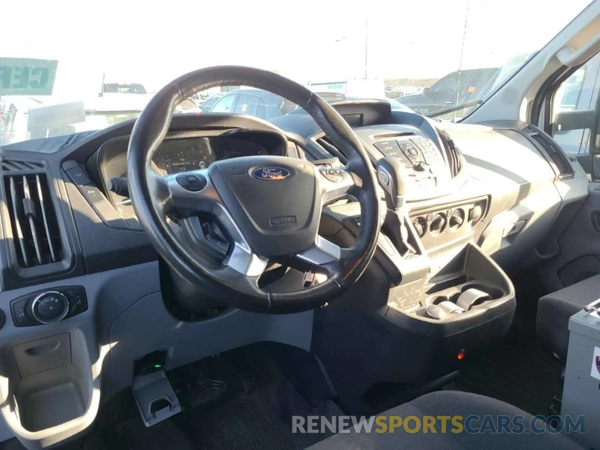 11 fotografías del automóvil dañado 1FTYR1YG8KKB48274 FORD TRANSIT 2019