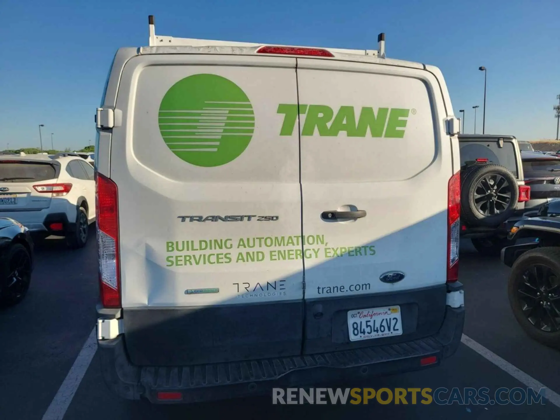 3 fotografías del automóvil dañado 1FTYR1YG8KKB48274 FORD TRANSIT 2019