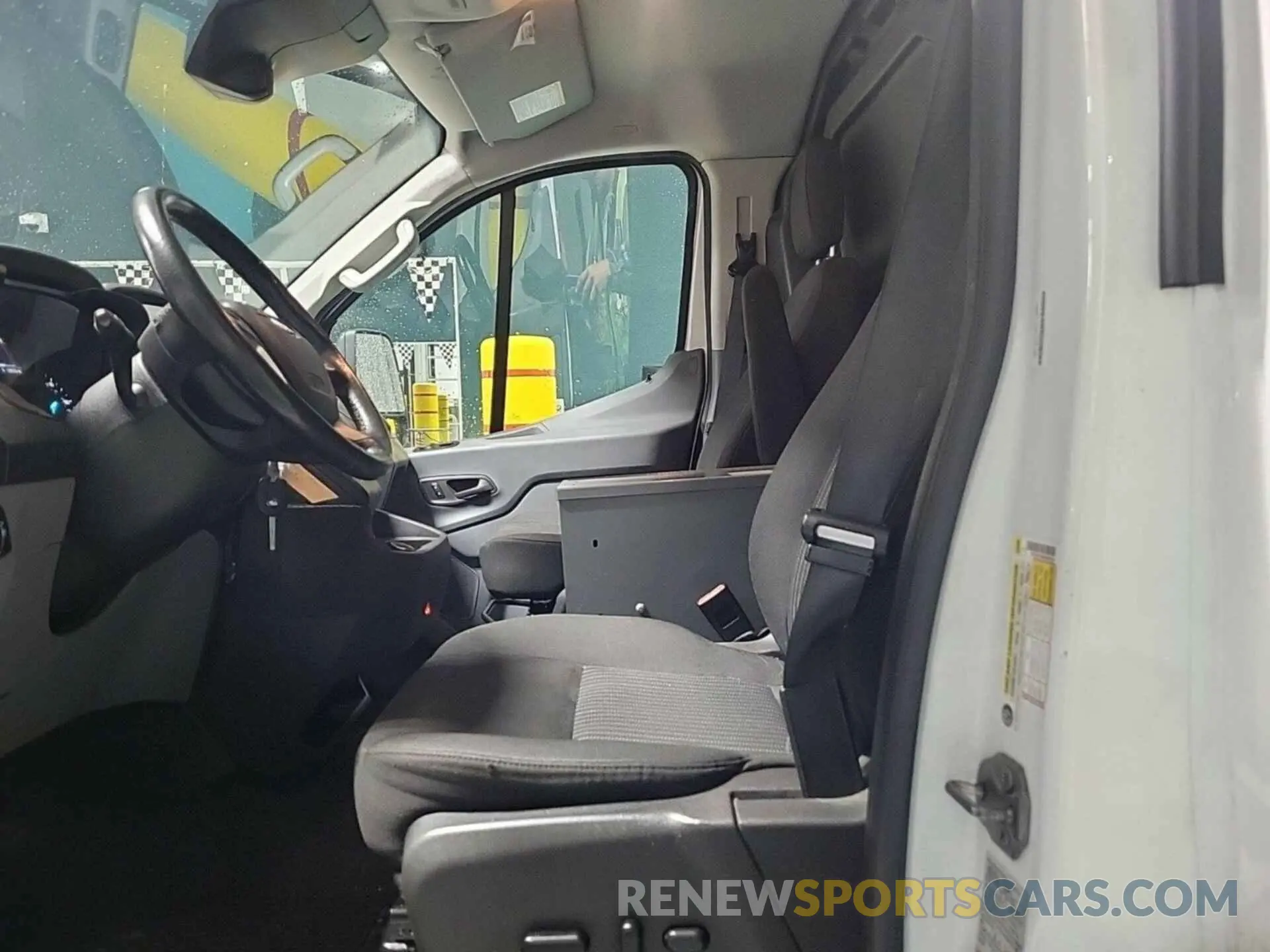 21 fotografías del automóvil dañado 1FTYR1YG9KKB48140 FORD TRANSIT 2019